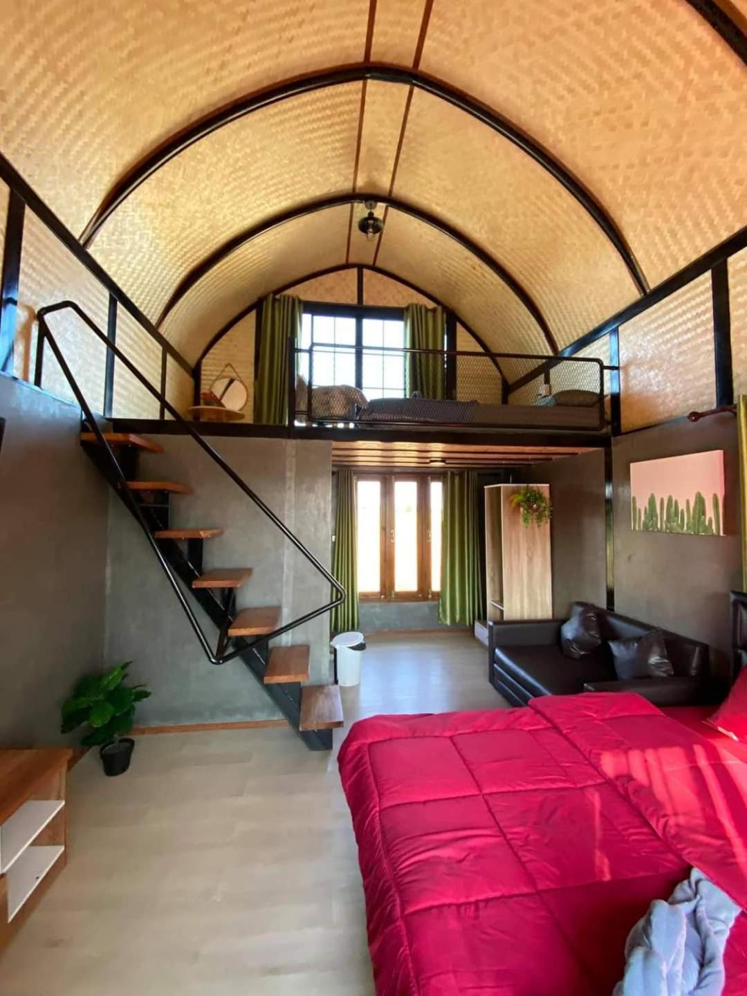 Family Room - Photo 27