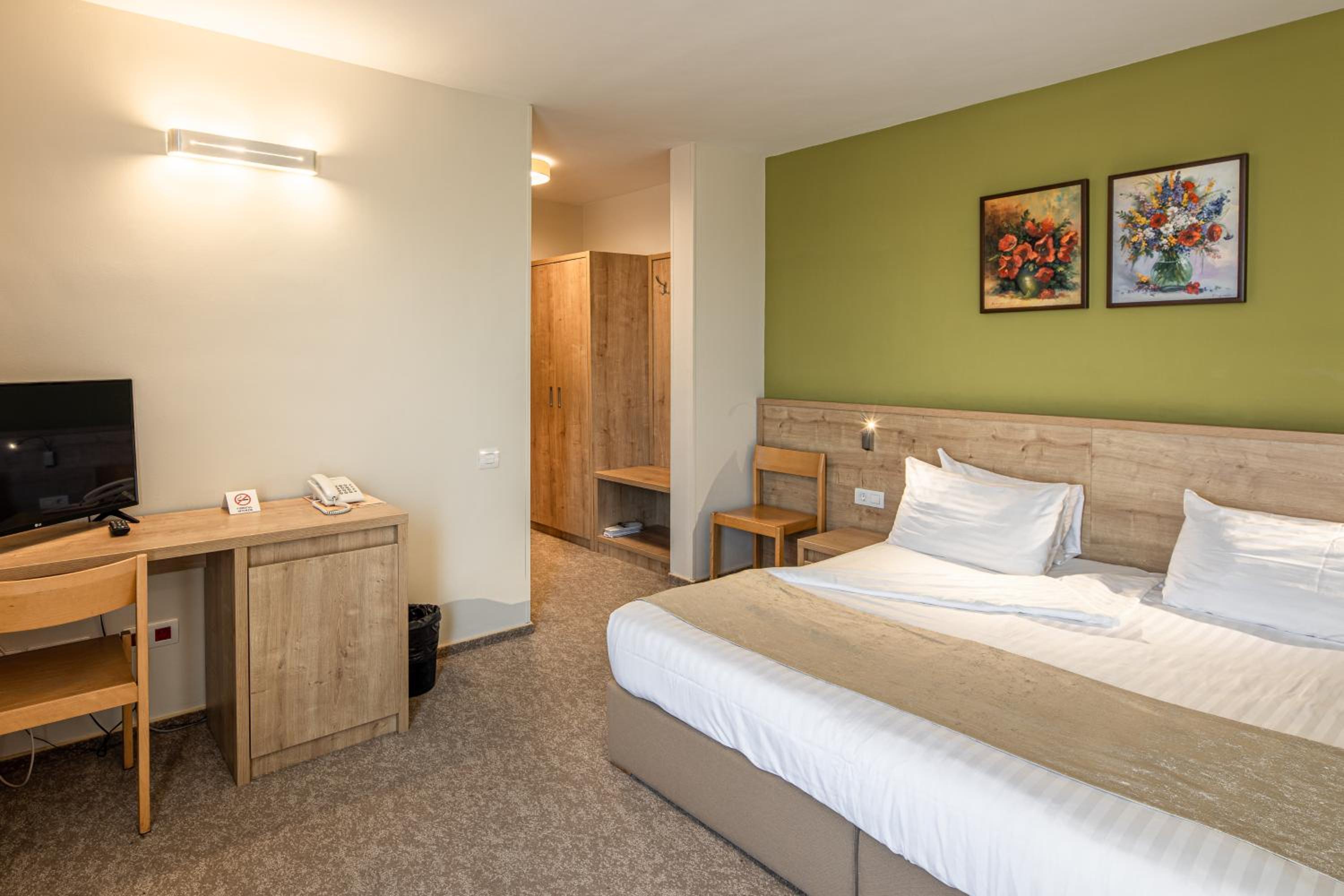 Standard Double Room photo 1