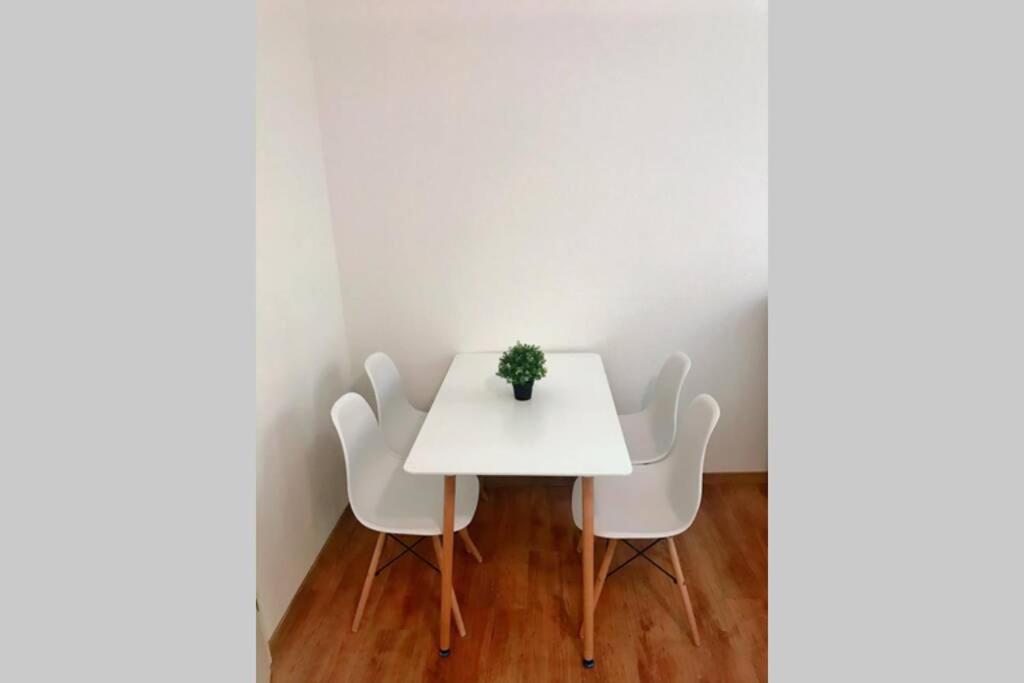 Two-Bedroom Apartment - Photo 3