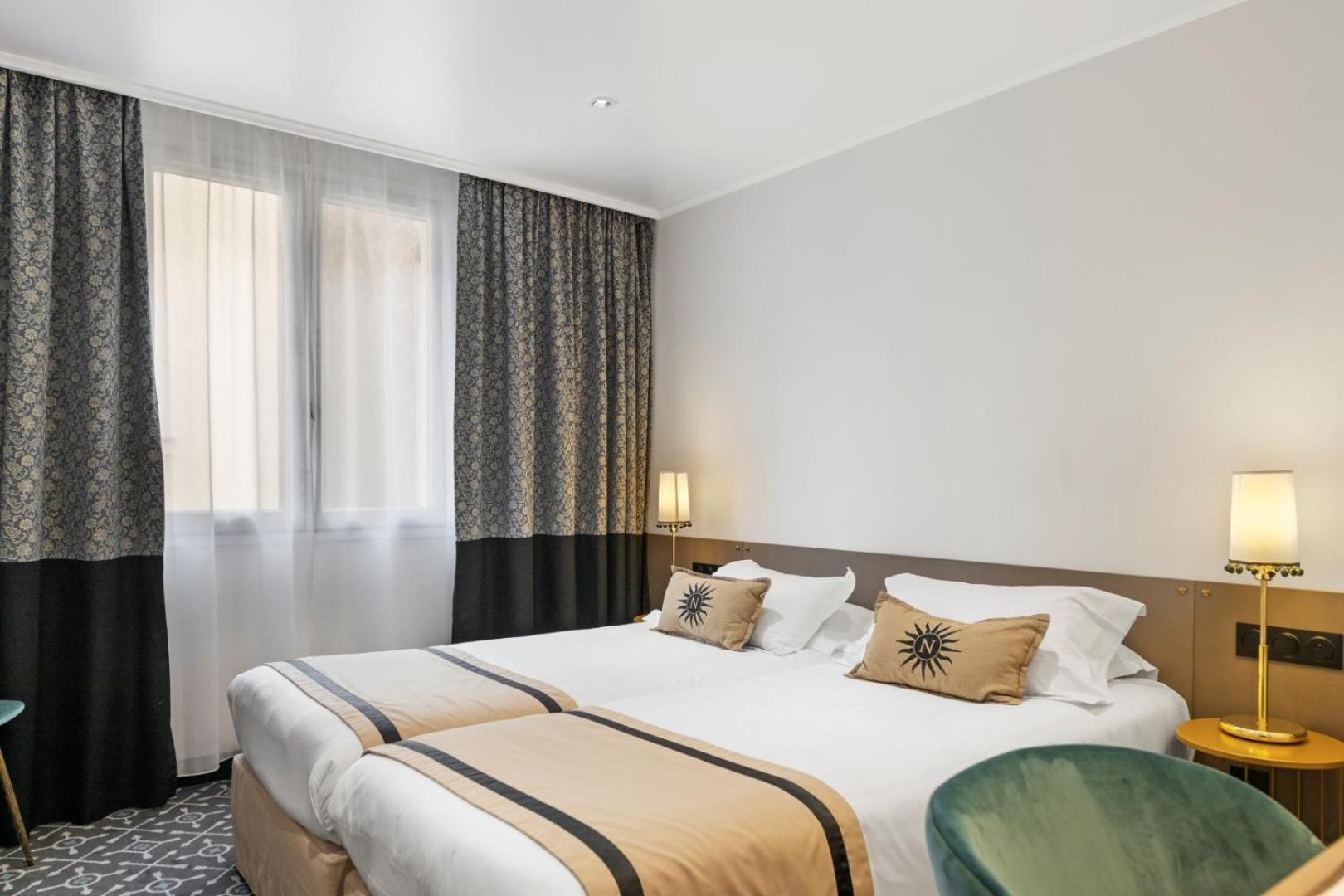 Twin Room - Photo 6