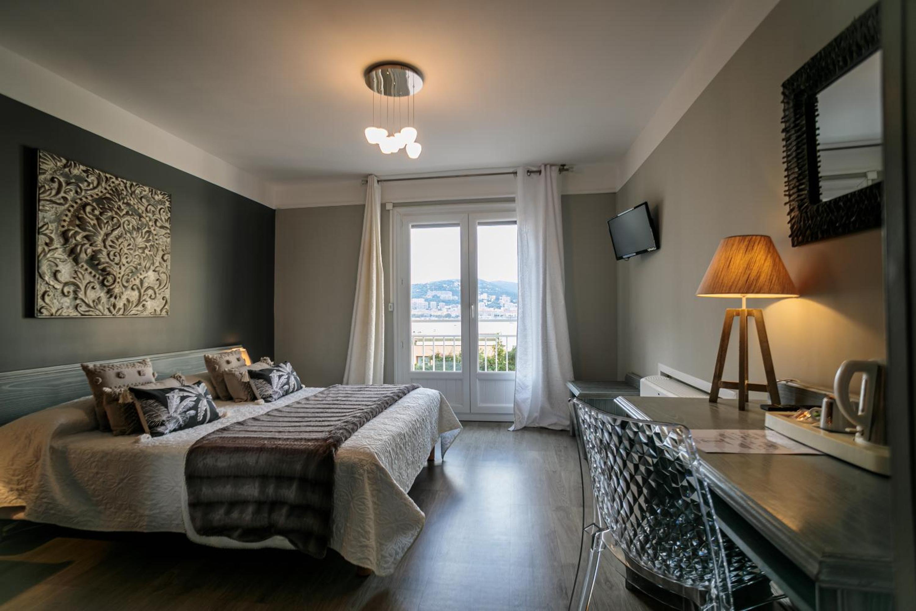 Comfort Double or Twin Room with Sea View photo 1