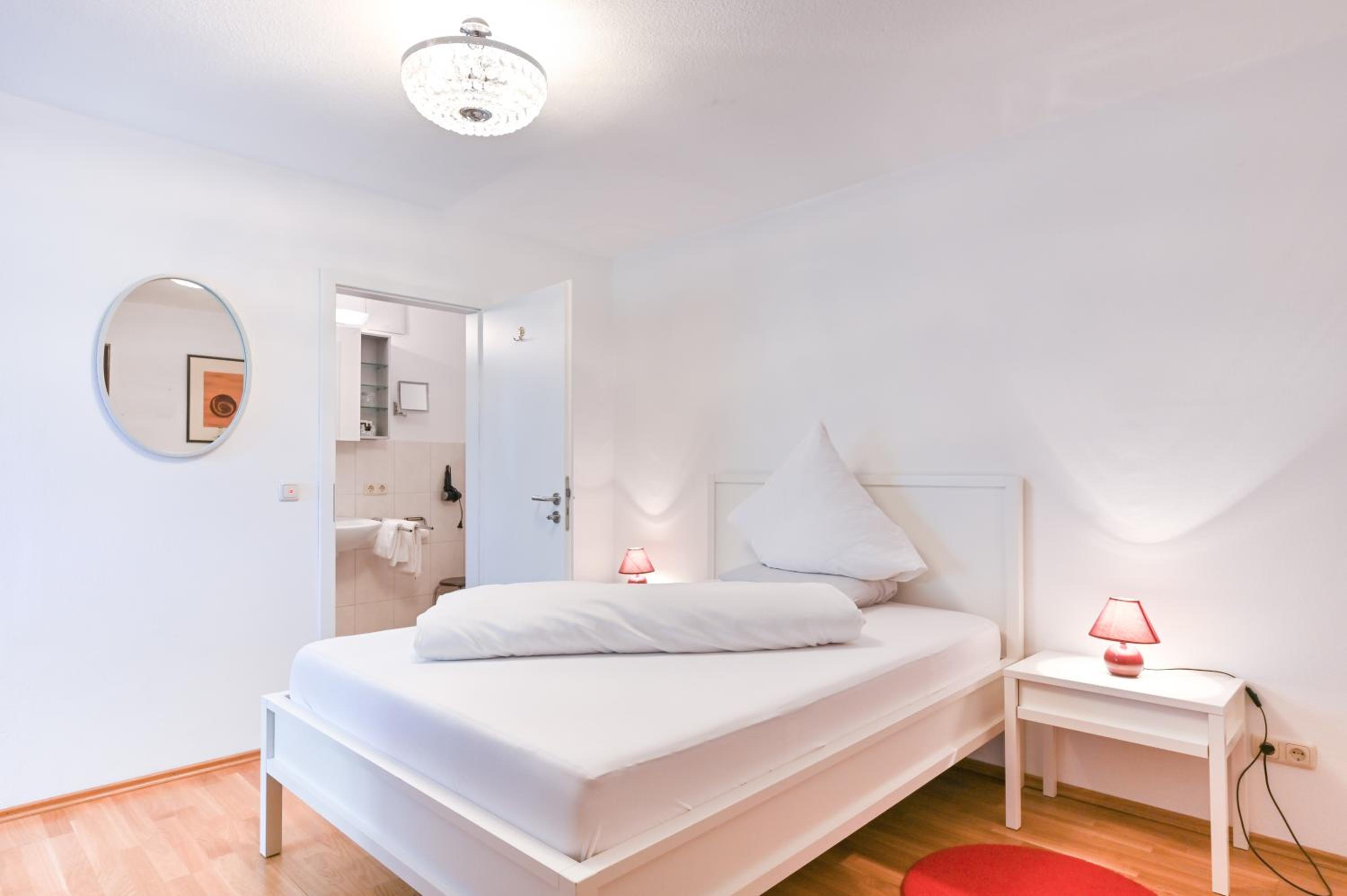 Single Room photo 2
