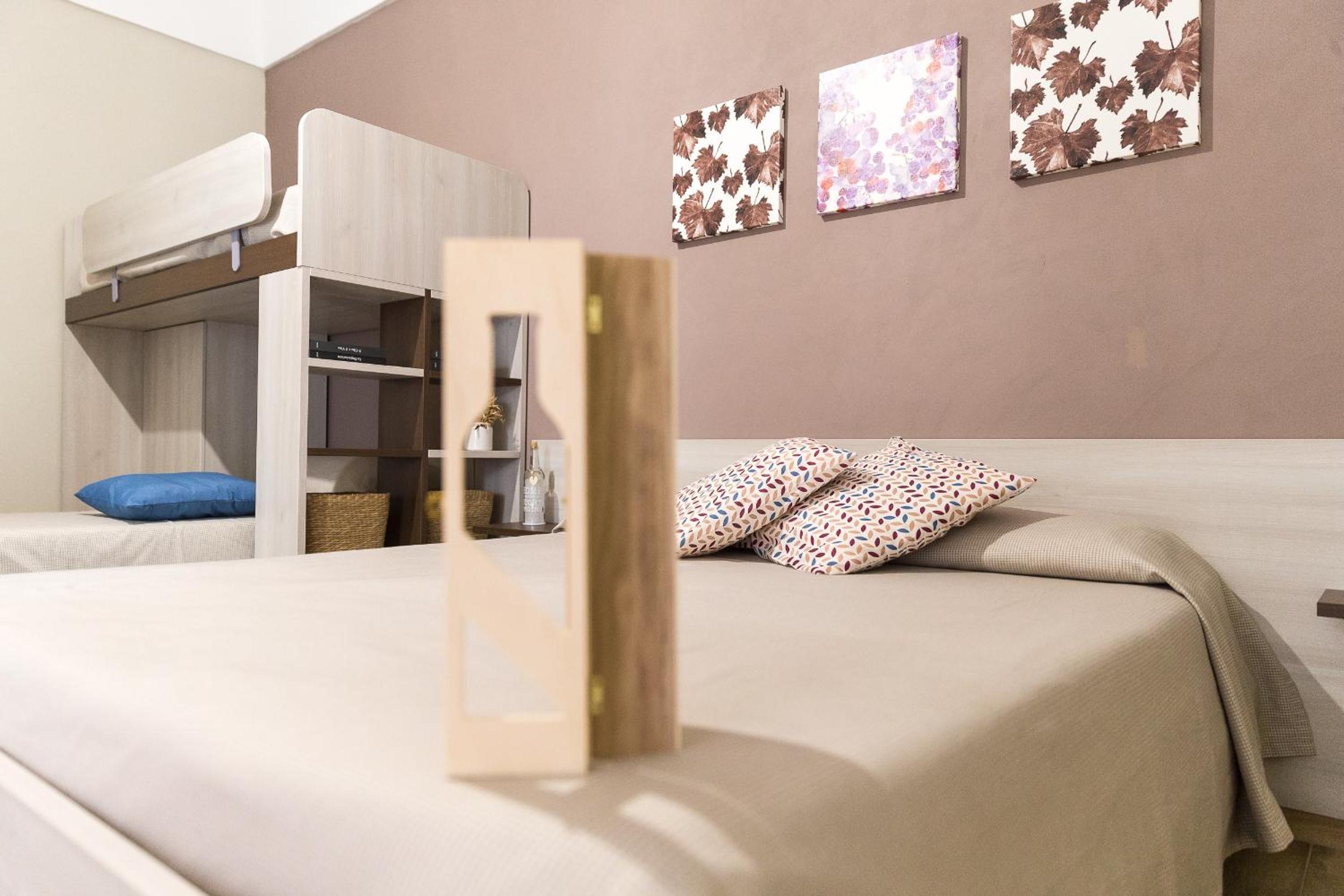 Quadruple Room with Private Bathroom