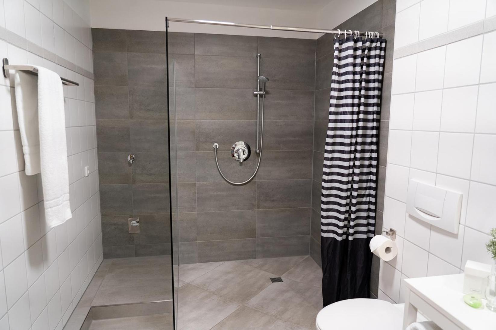 Apartment - Photo 8