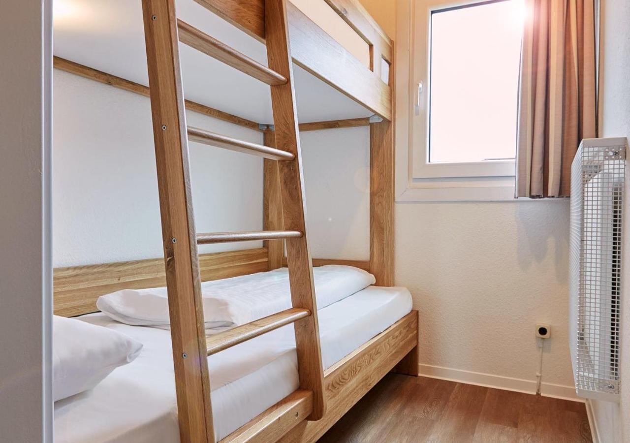 Two-Bedroom Holiday Home (1-4 Adults) photo 2