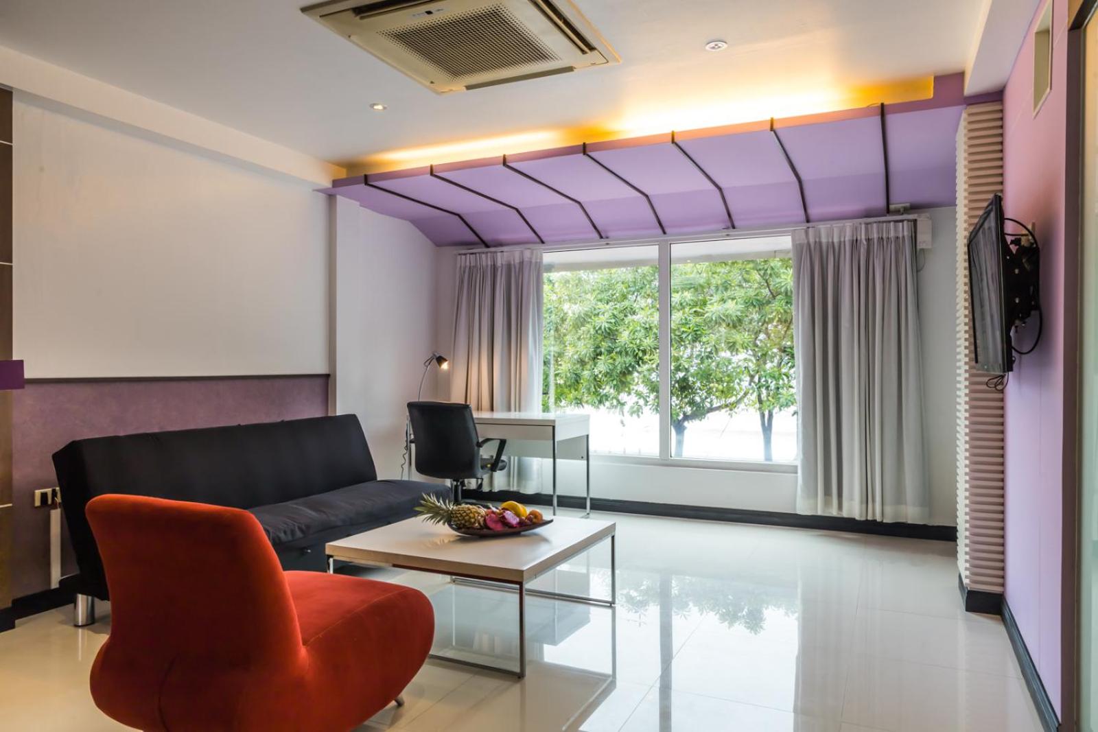 Two-Bedroom Suite - Photo 6