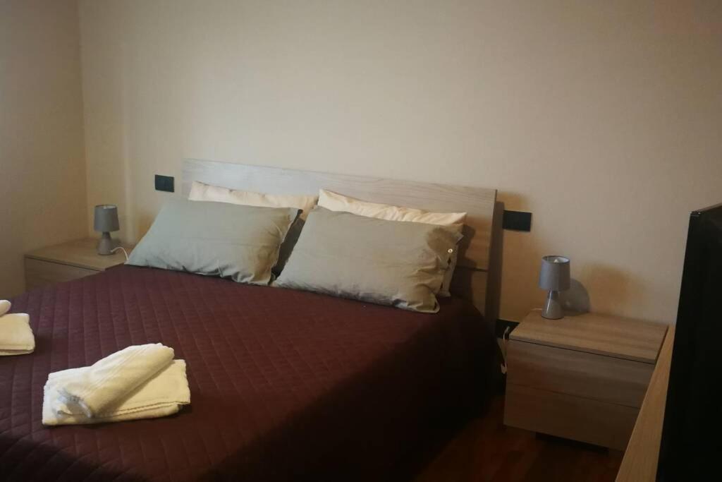 Three-Bedroom House - Photo 13