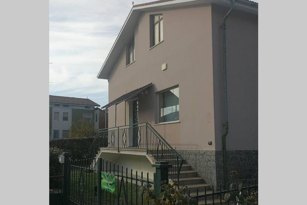 Three-Bedroom House - Photo 20