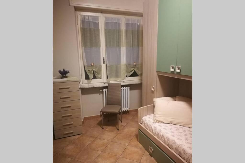 Three-Bedroom House - Photo 38
