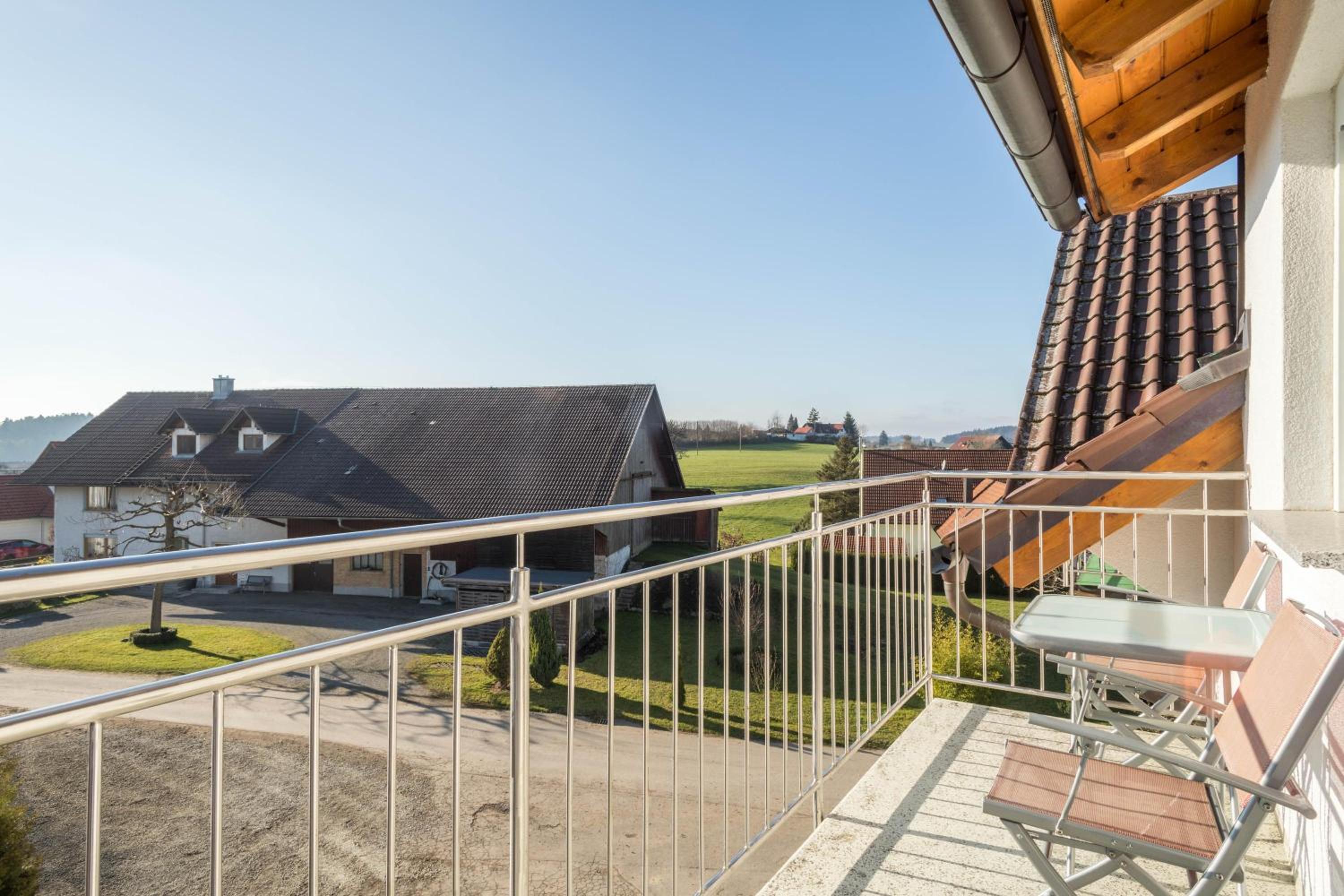Two-Bedroom Deluxe Apartment with Balcony photo 3