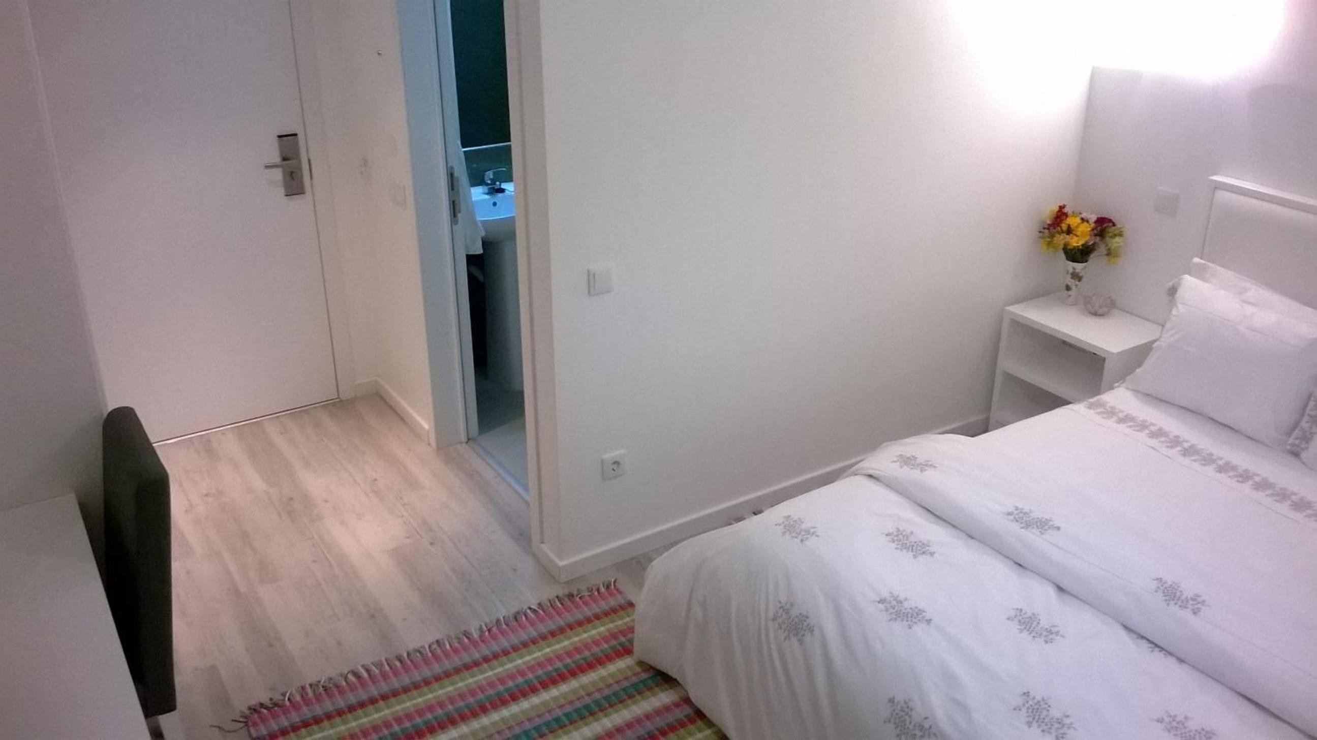 Double or Twin Room - Photo 12