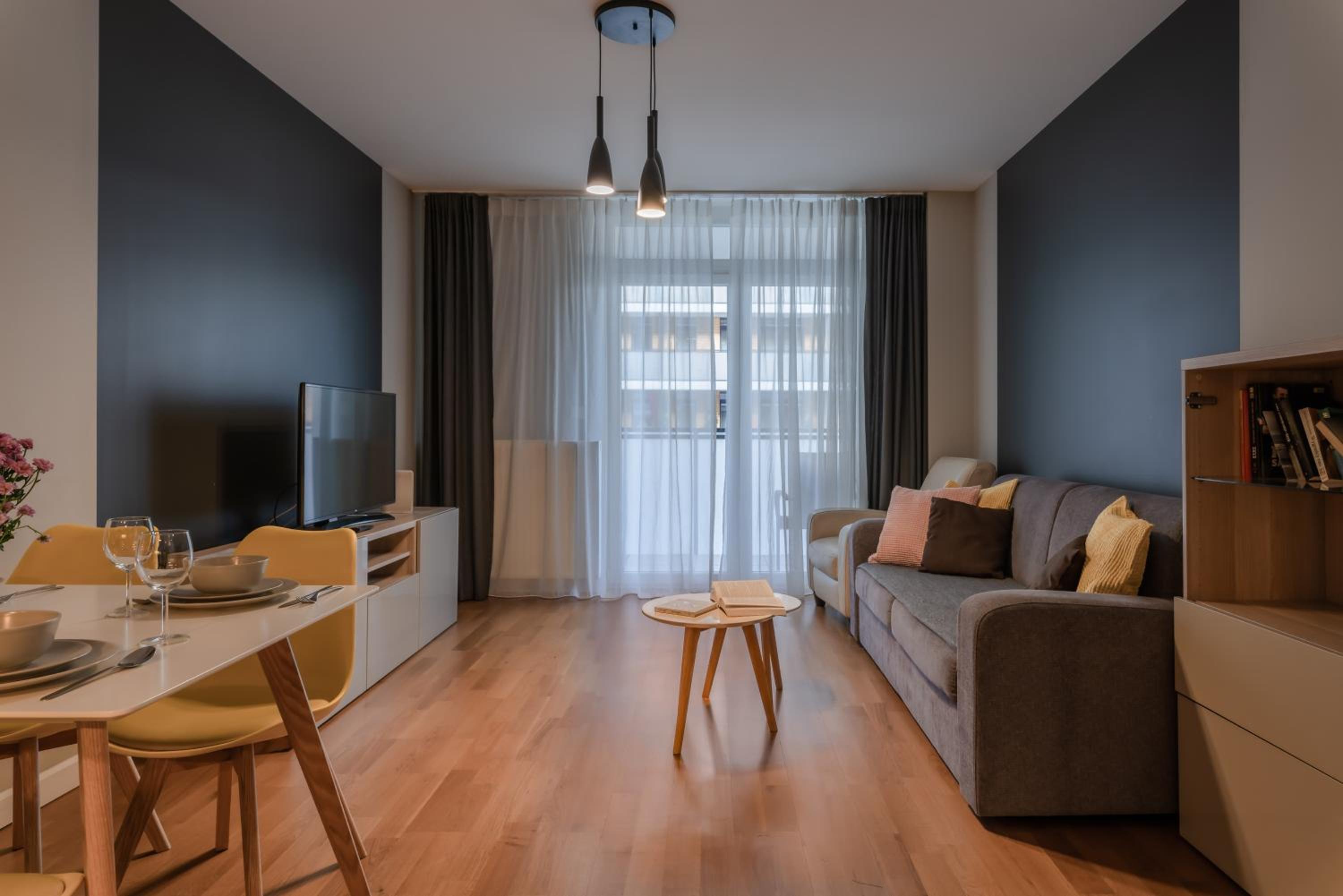 Apartment G1240 with One-Bedroom