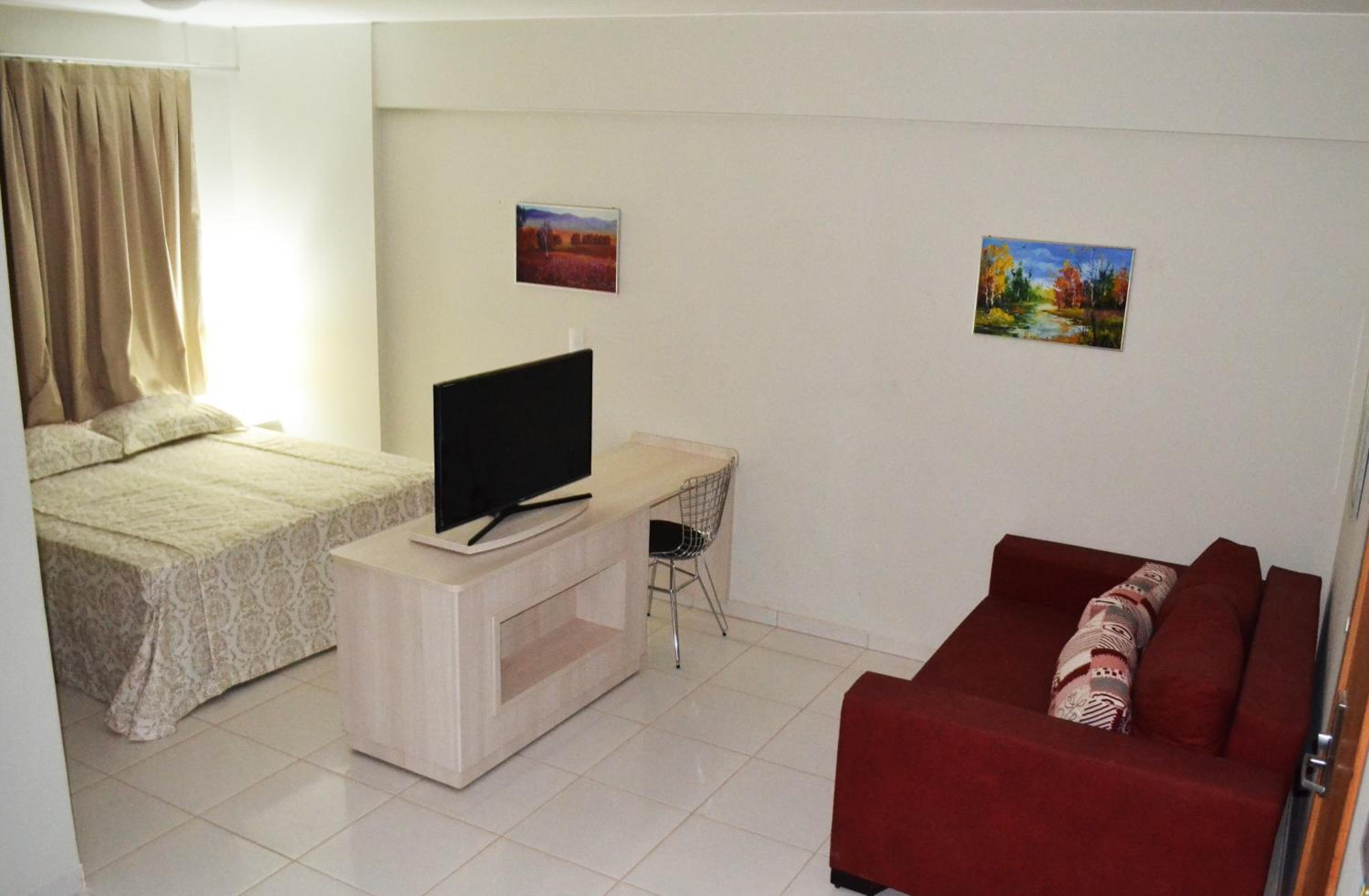 One-Bedroom Apartment photo 2
