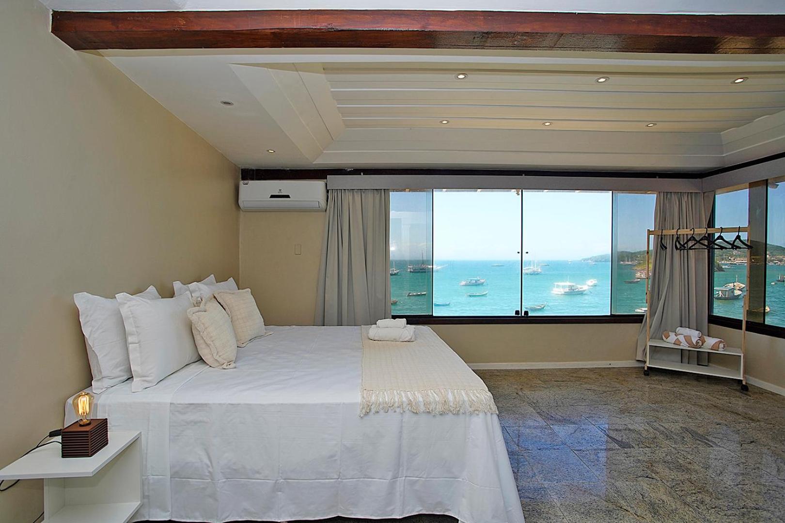 Deluxe Suite with Sea View