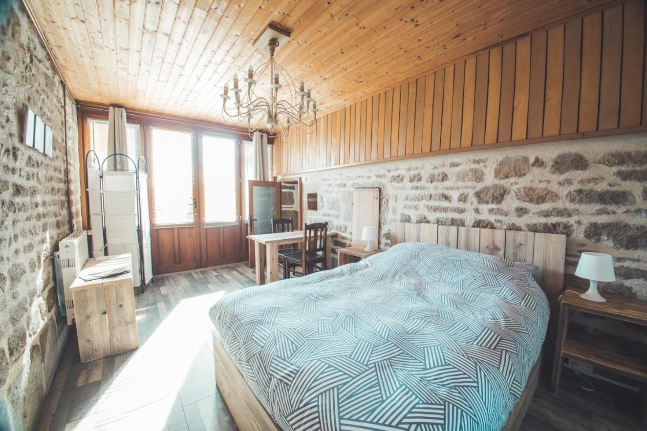 Triple Room with Bathroom - Photo 1