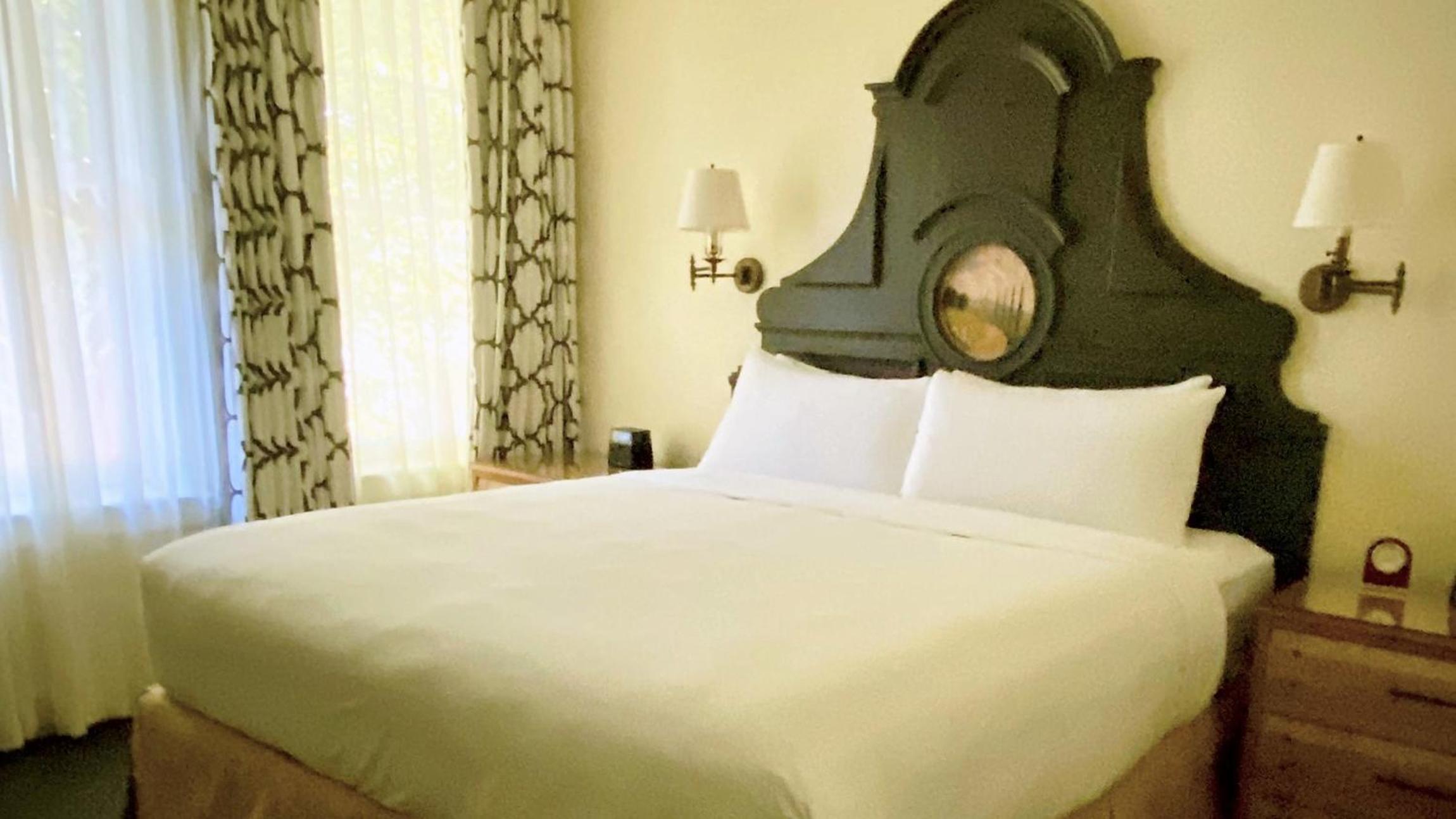 One-Bedroom King Suite with Patio and Garden View - Photo 4
