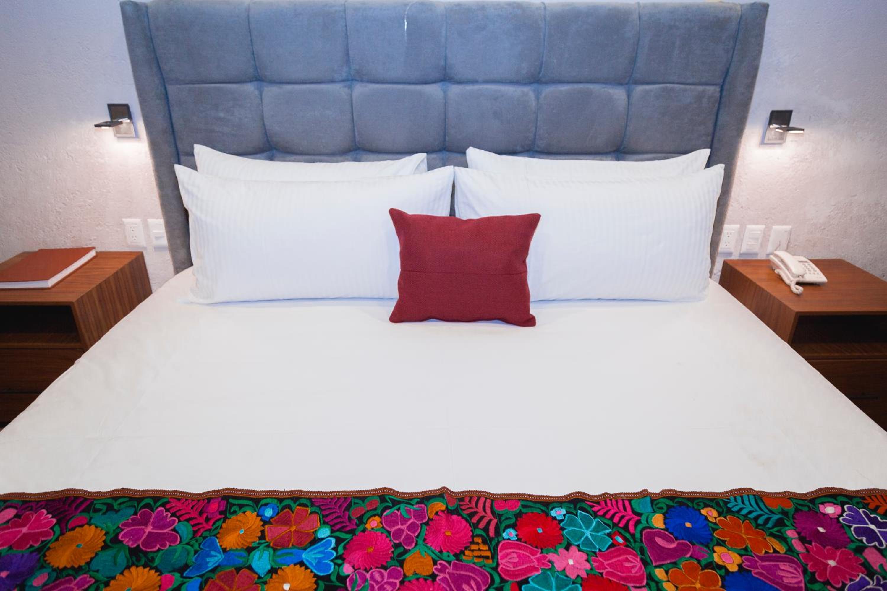King Suite - Photo 12