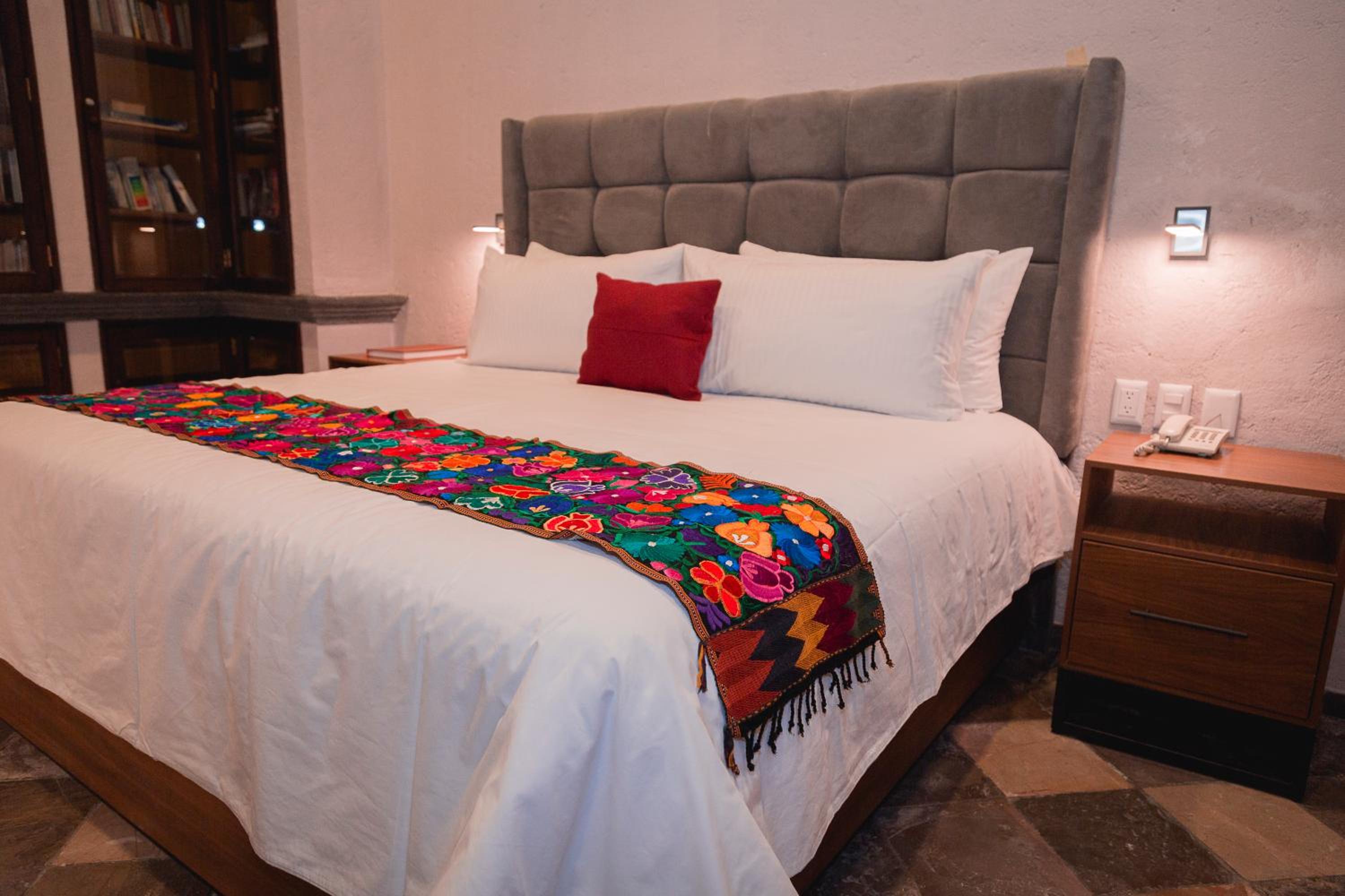 King Suite - Photo 7