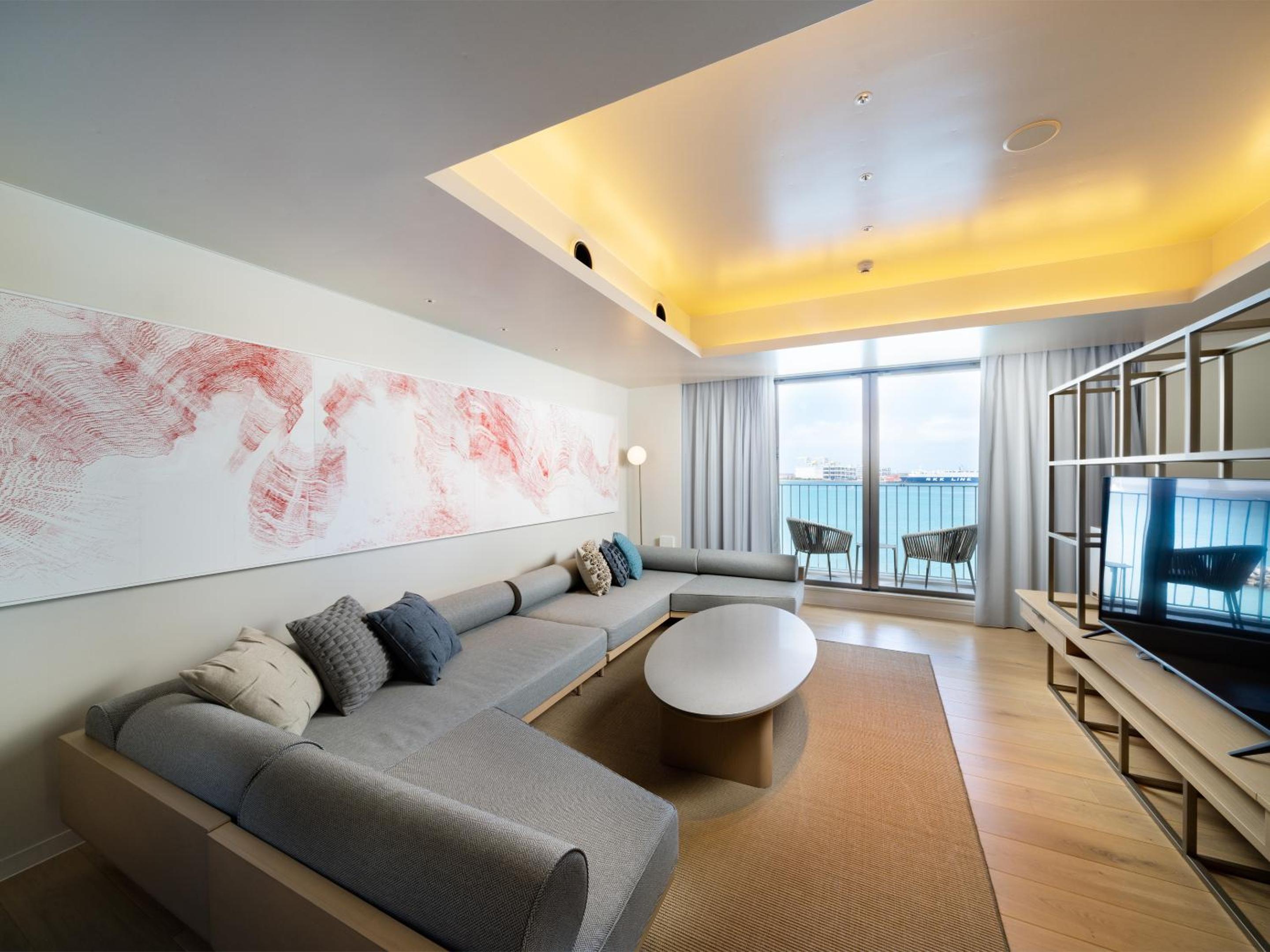 Concept Suite No.501 Mio Owa  photo 3