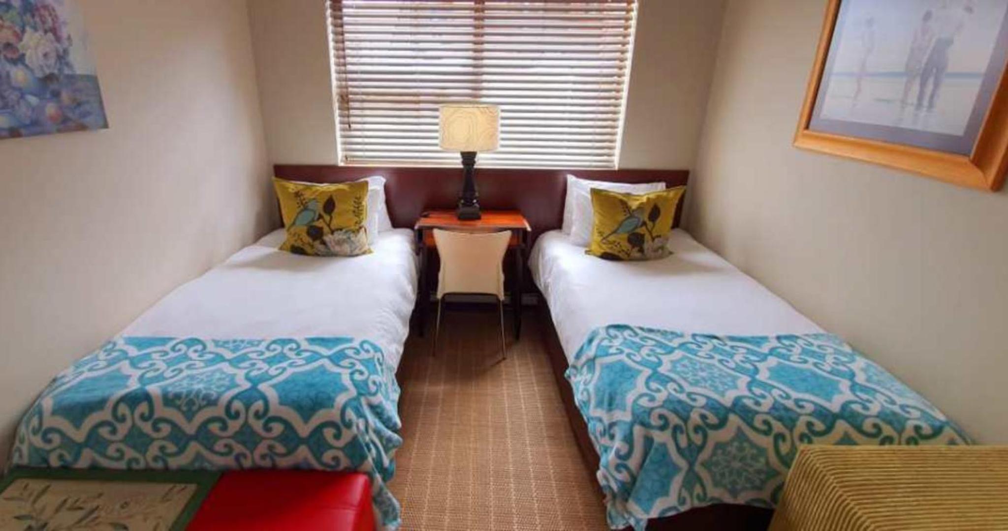 Two-Bedroom Suite - Photo 5