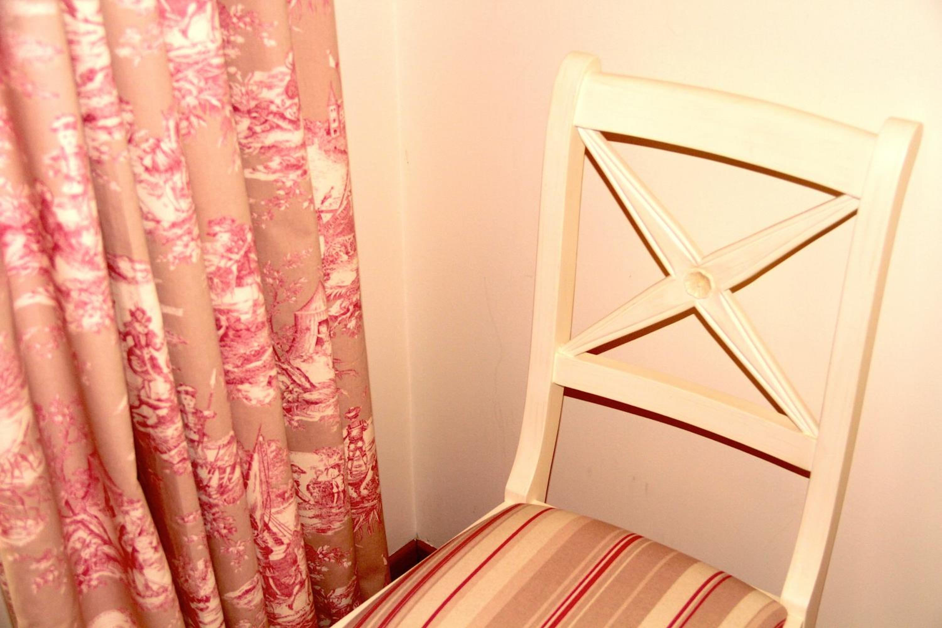 Double Room - Photo 12
