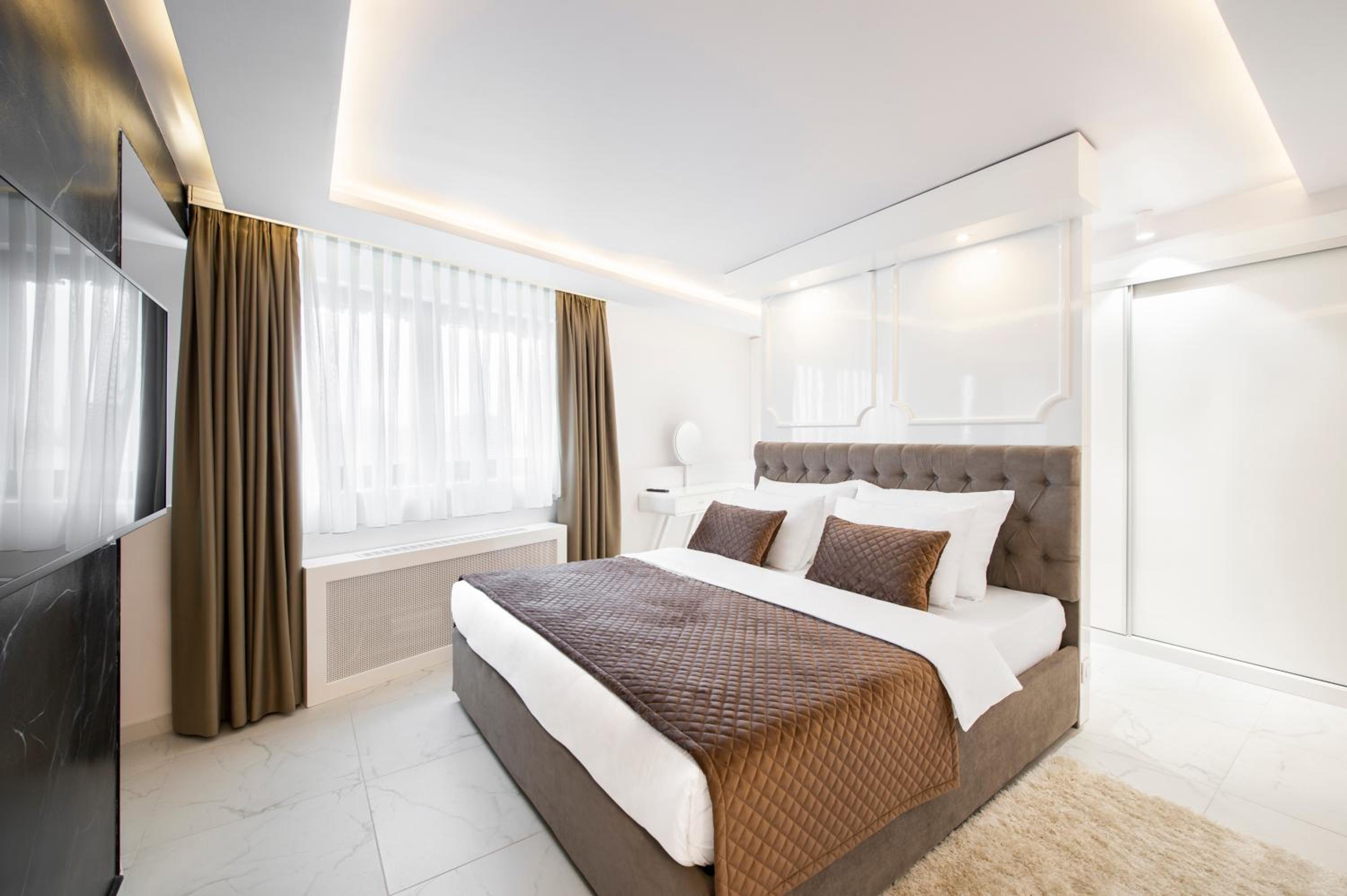 Penthouse Apartment