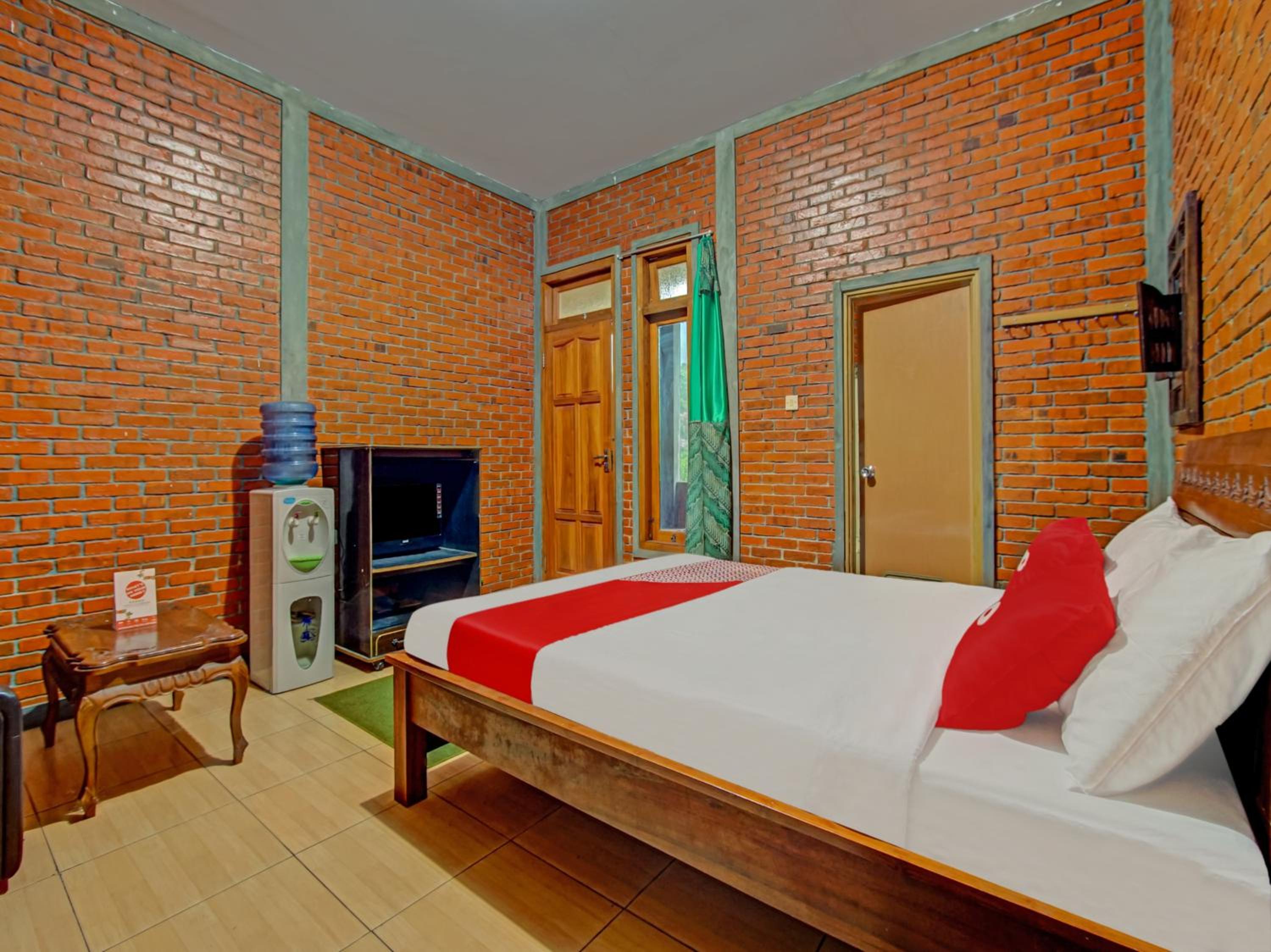 Deluxe Suite - Photo 5