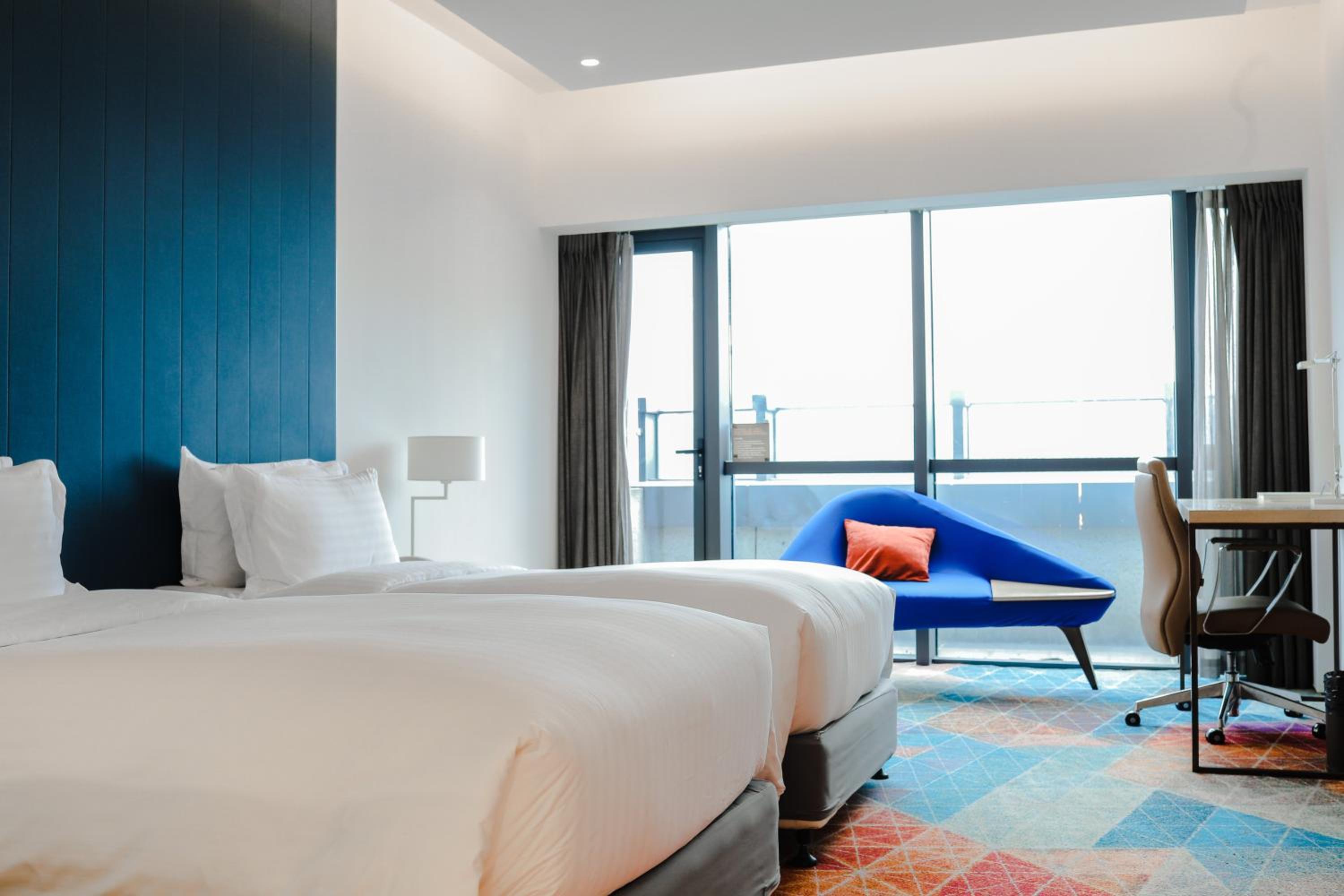 Standard Twin Room with Balcony photo 3