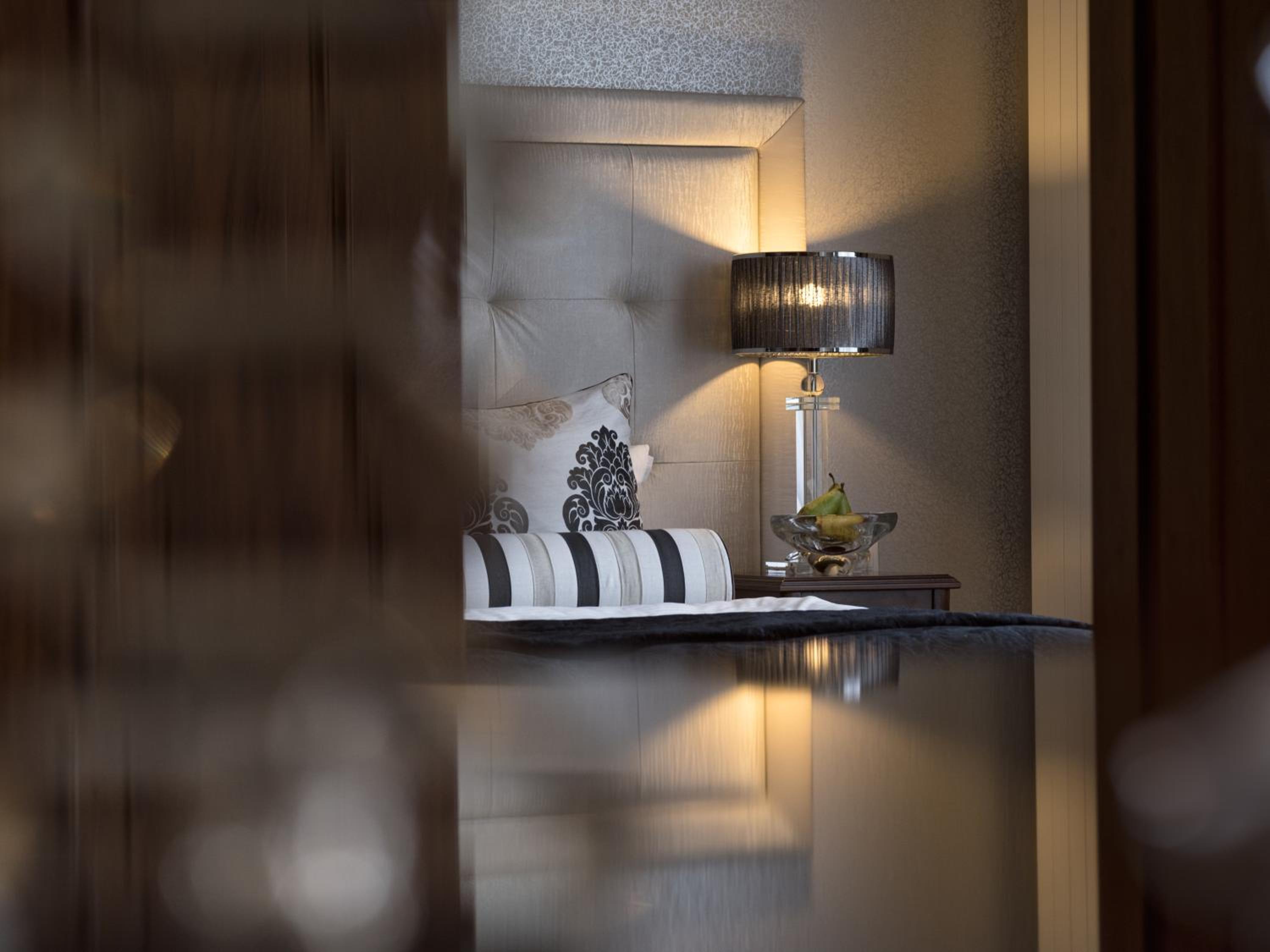 Suite - Photo 10