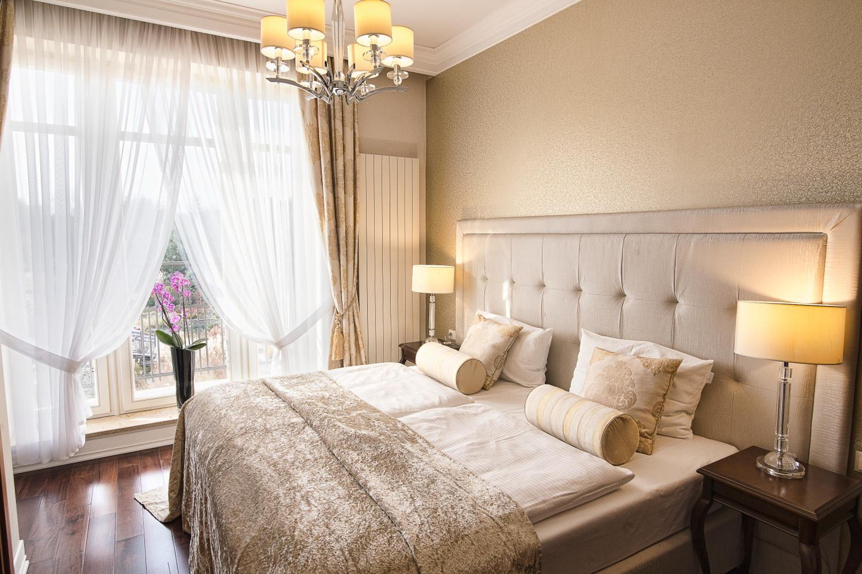Suite - Photo 12