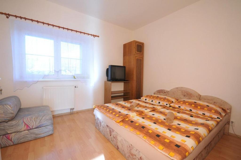 Double Room - Photo 2
