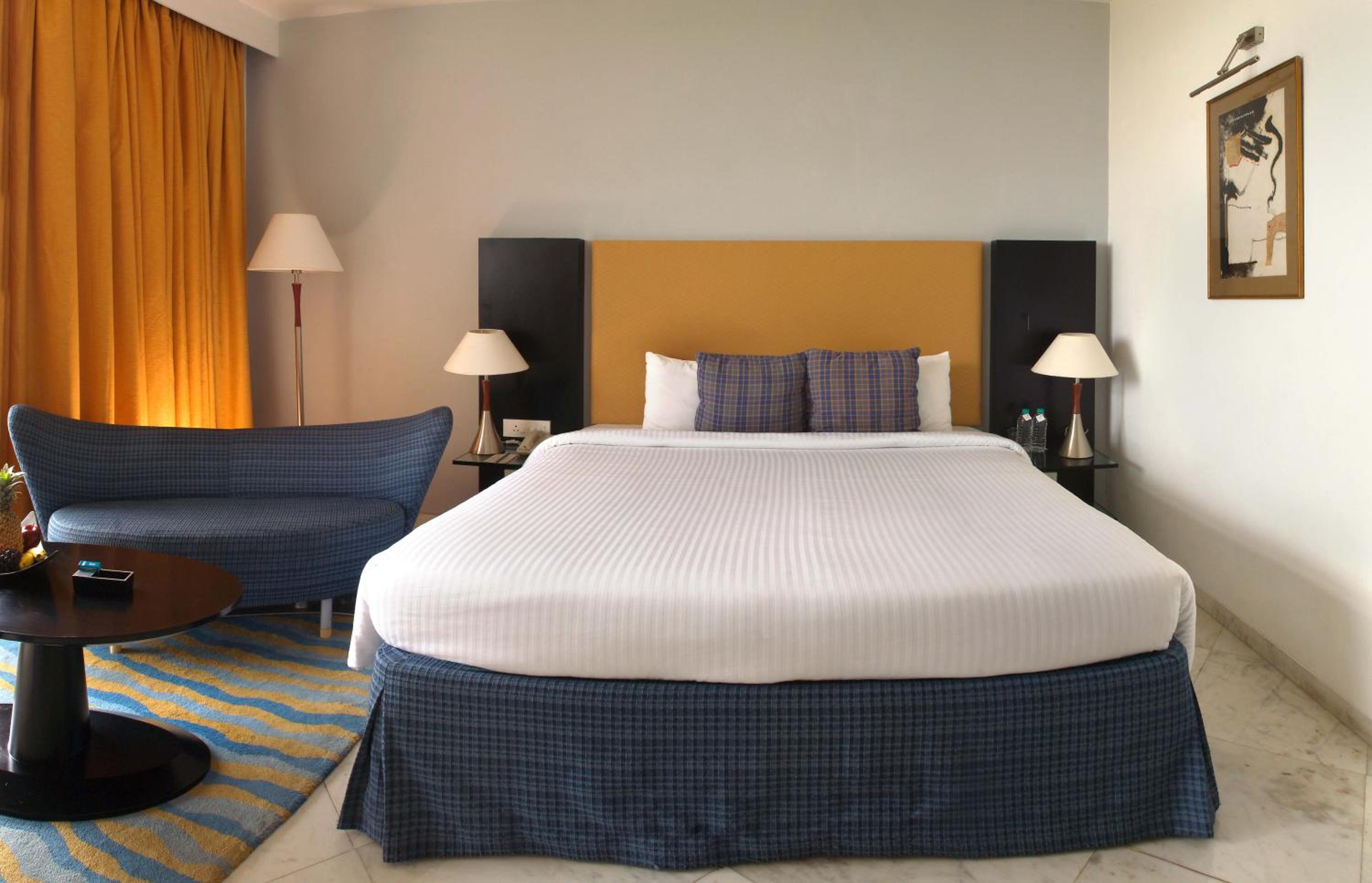 Large Double Room (10% off on Two-way Airport Transfer and 15% off on Food & Beverage services ) - Photo 5