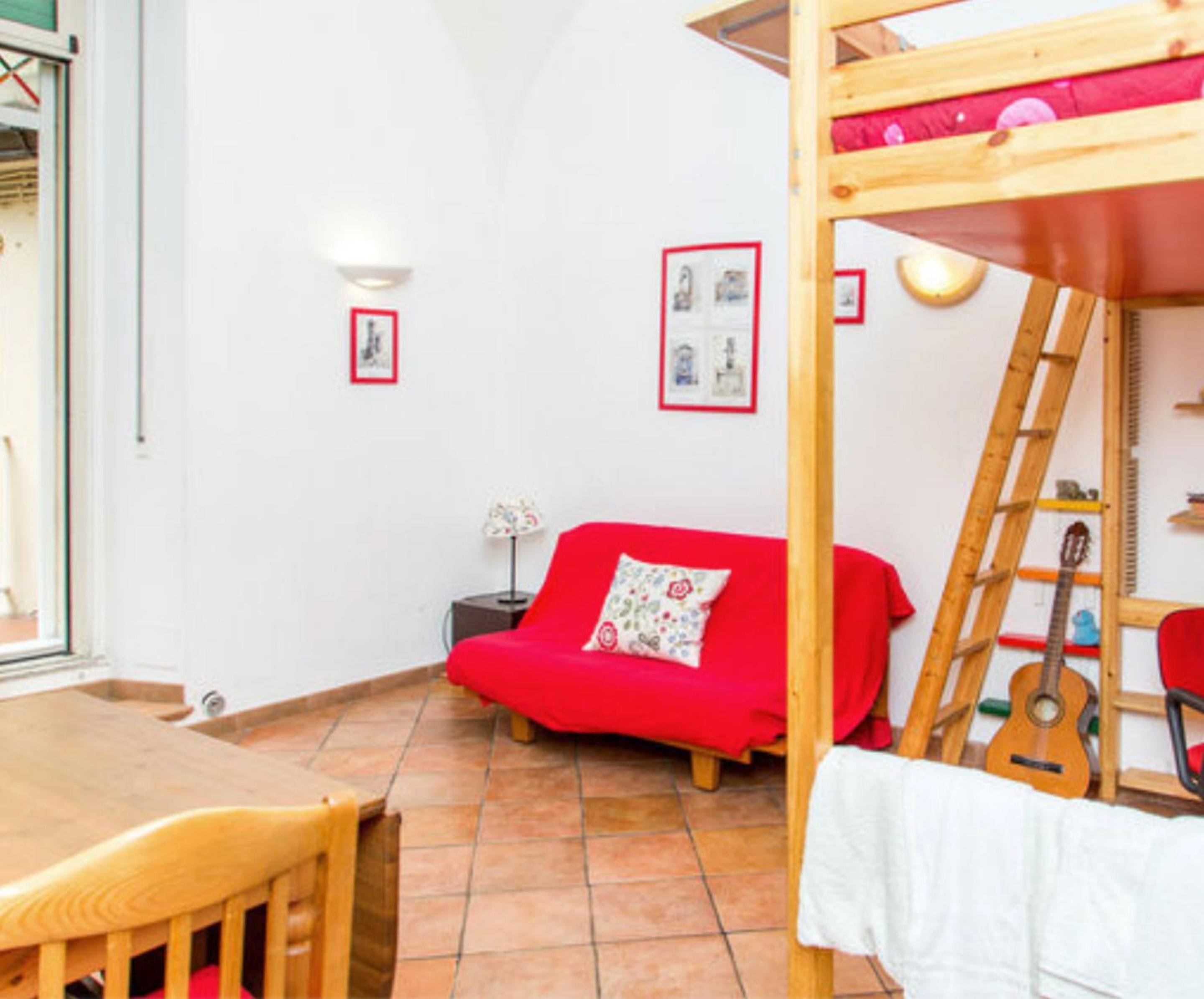 One-Bedroom Studio