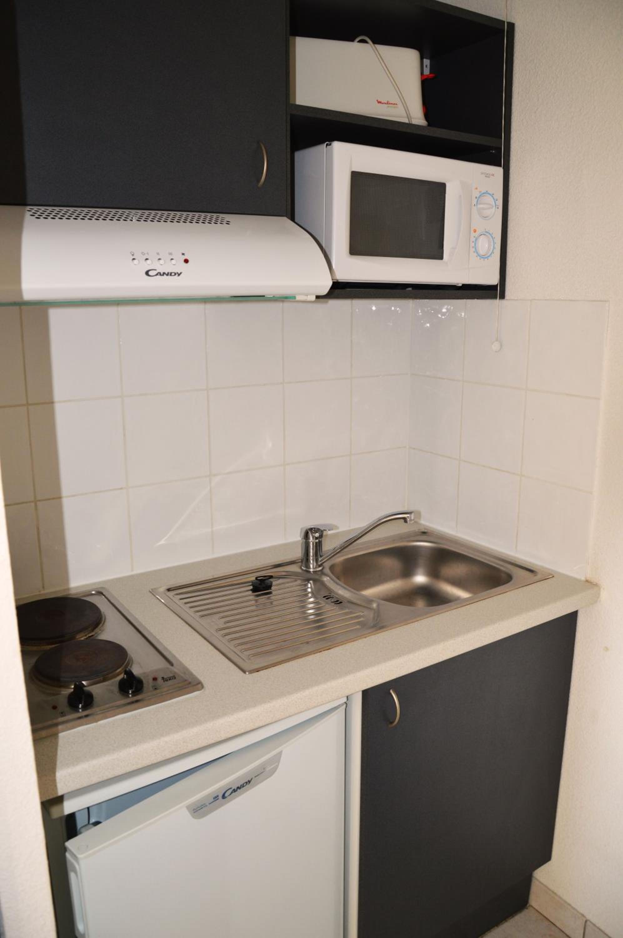 Apartment - Photo 2