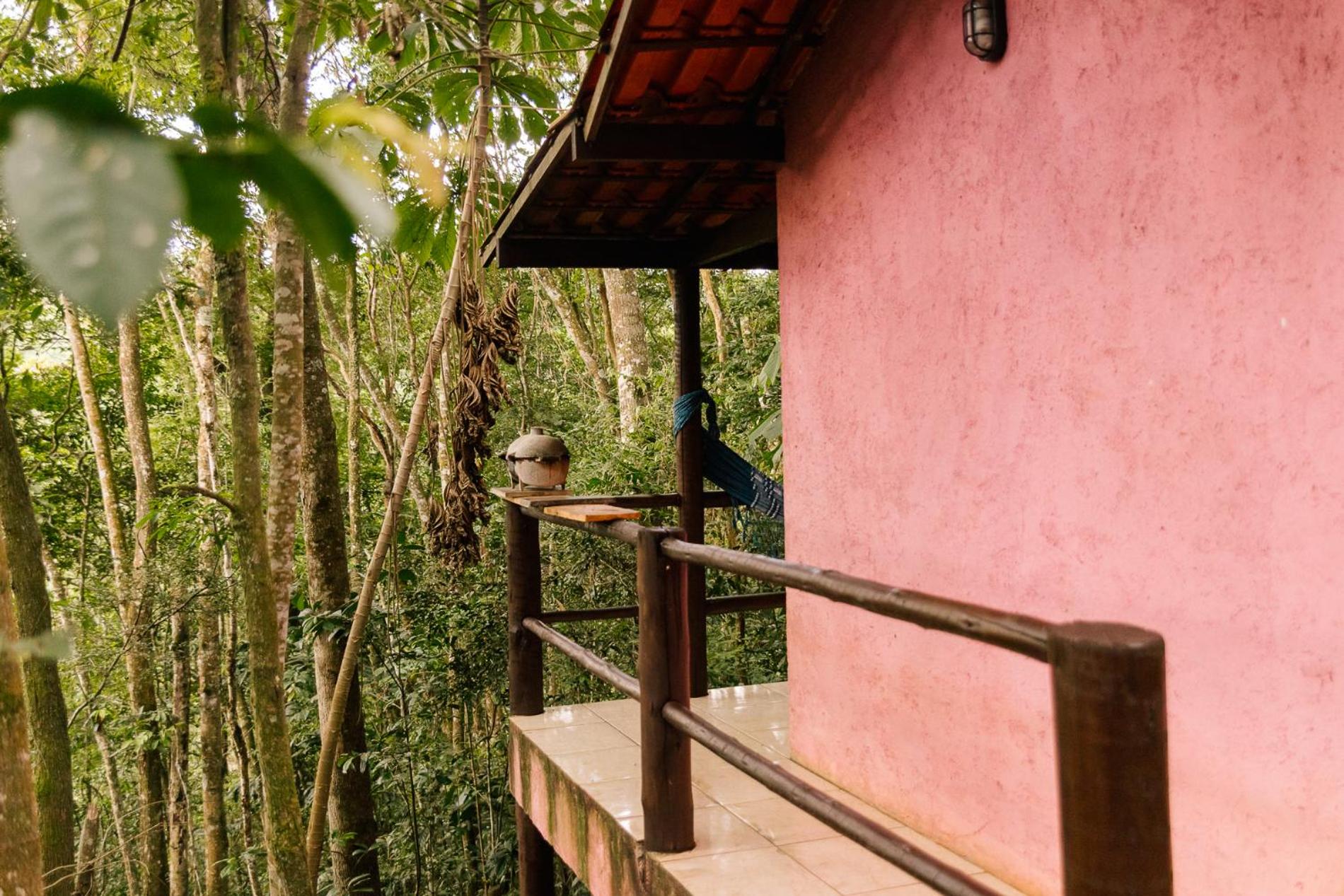 One-Bedroom Chalet (Pink) - Photo 3