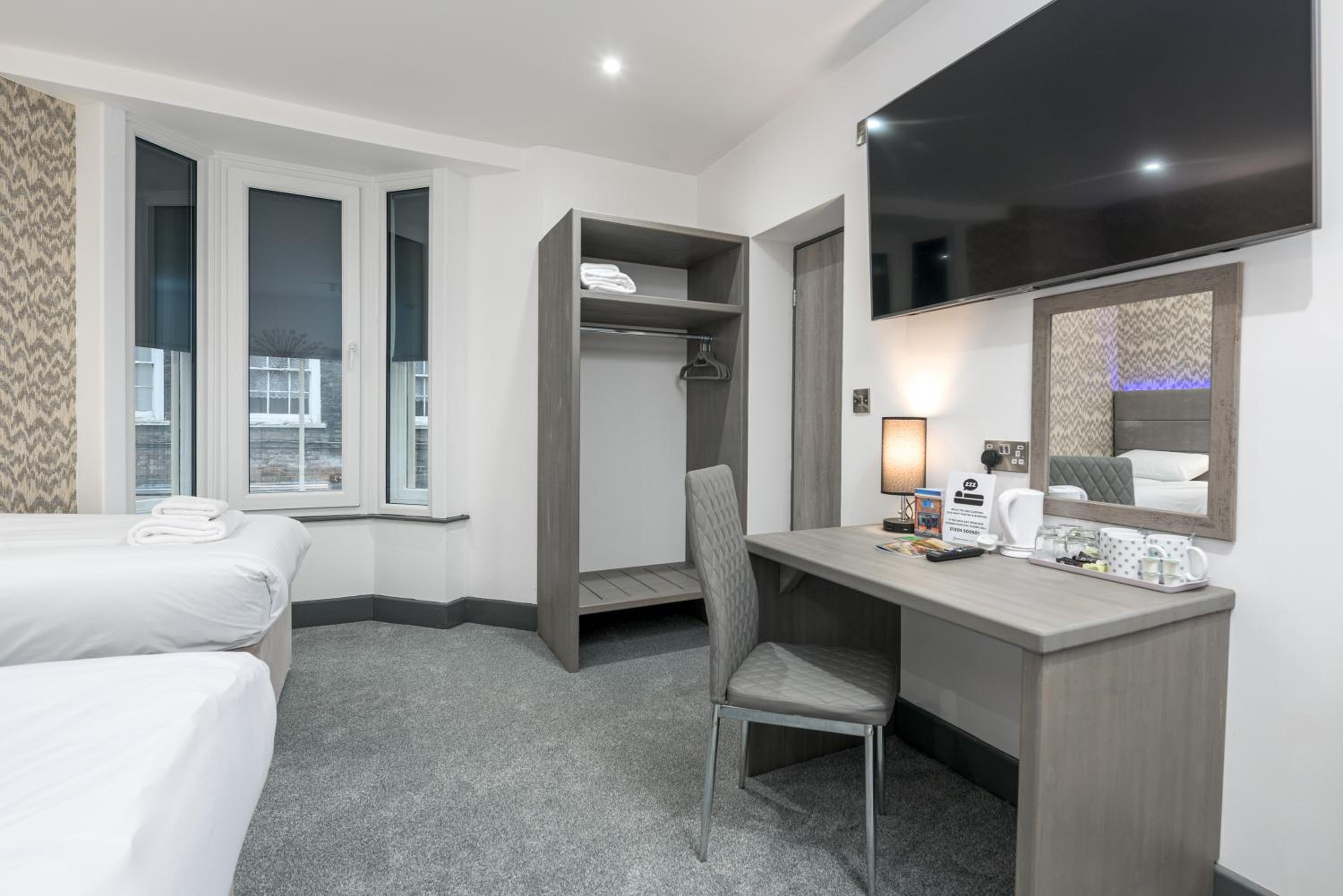 Superior Triple Room - Photo 2