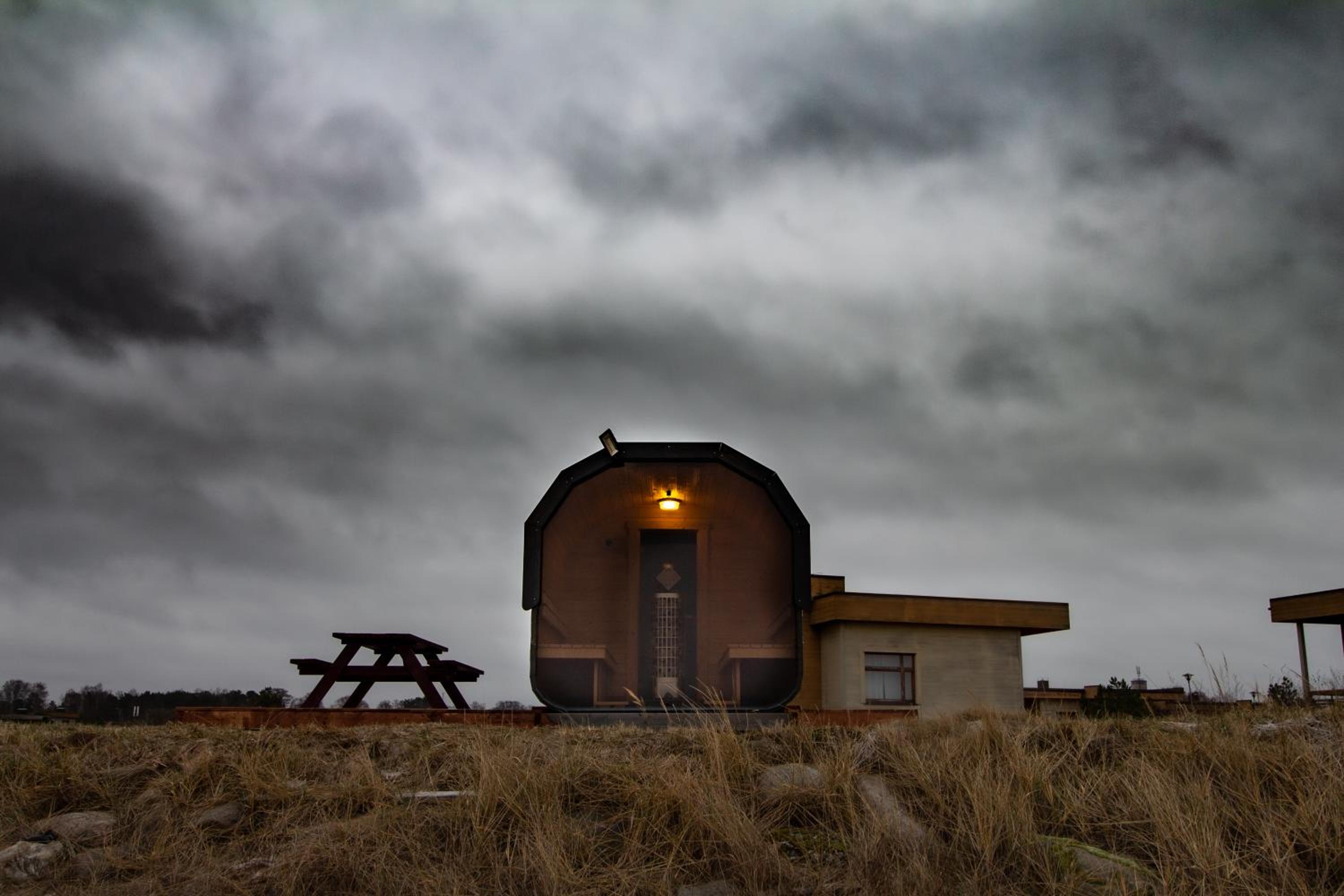 Deluxe Bungalow with Sea View and Beachfront Sauna - Photo 10