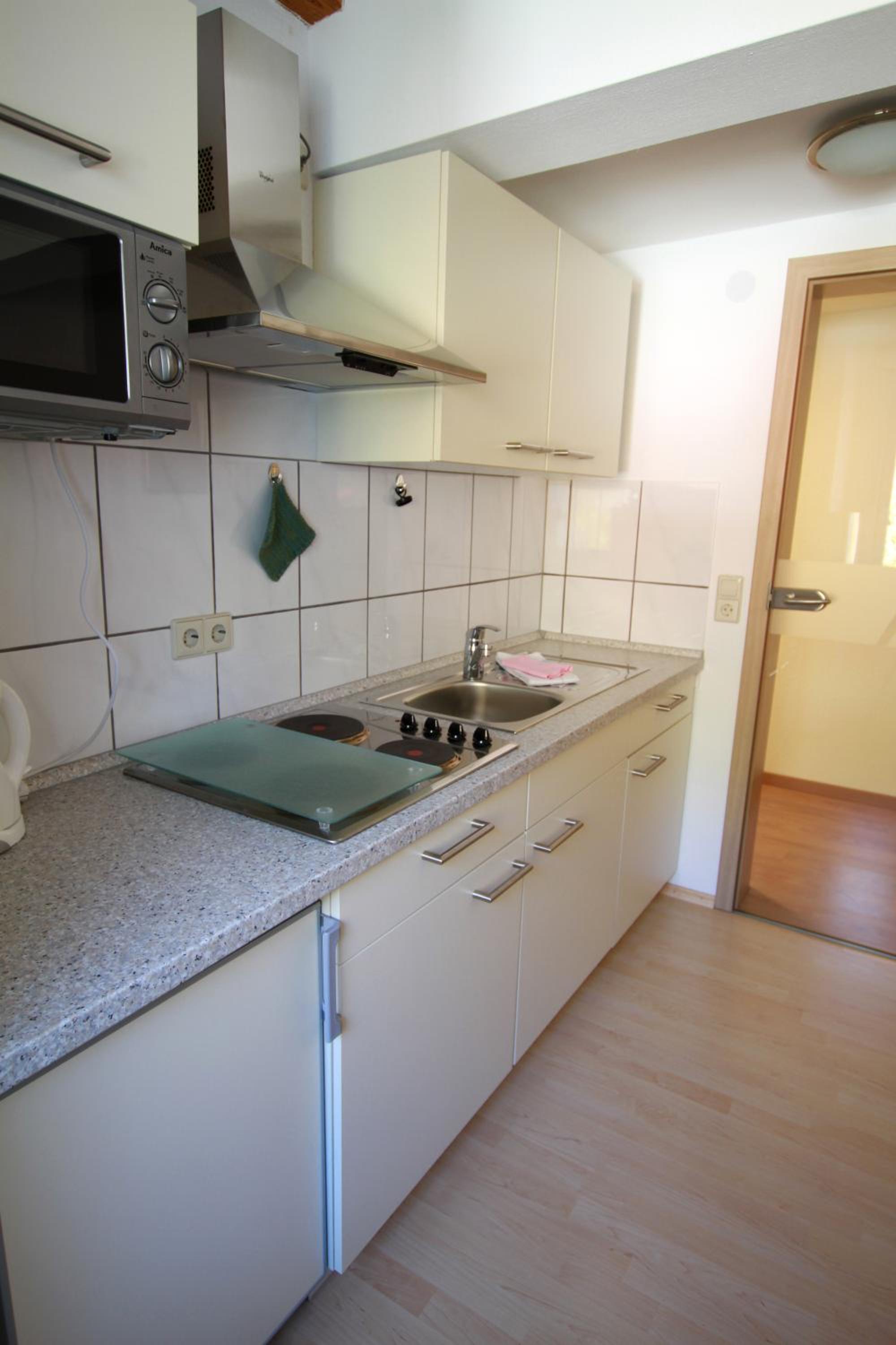 Studio Apartment photo 3
