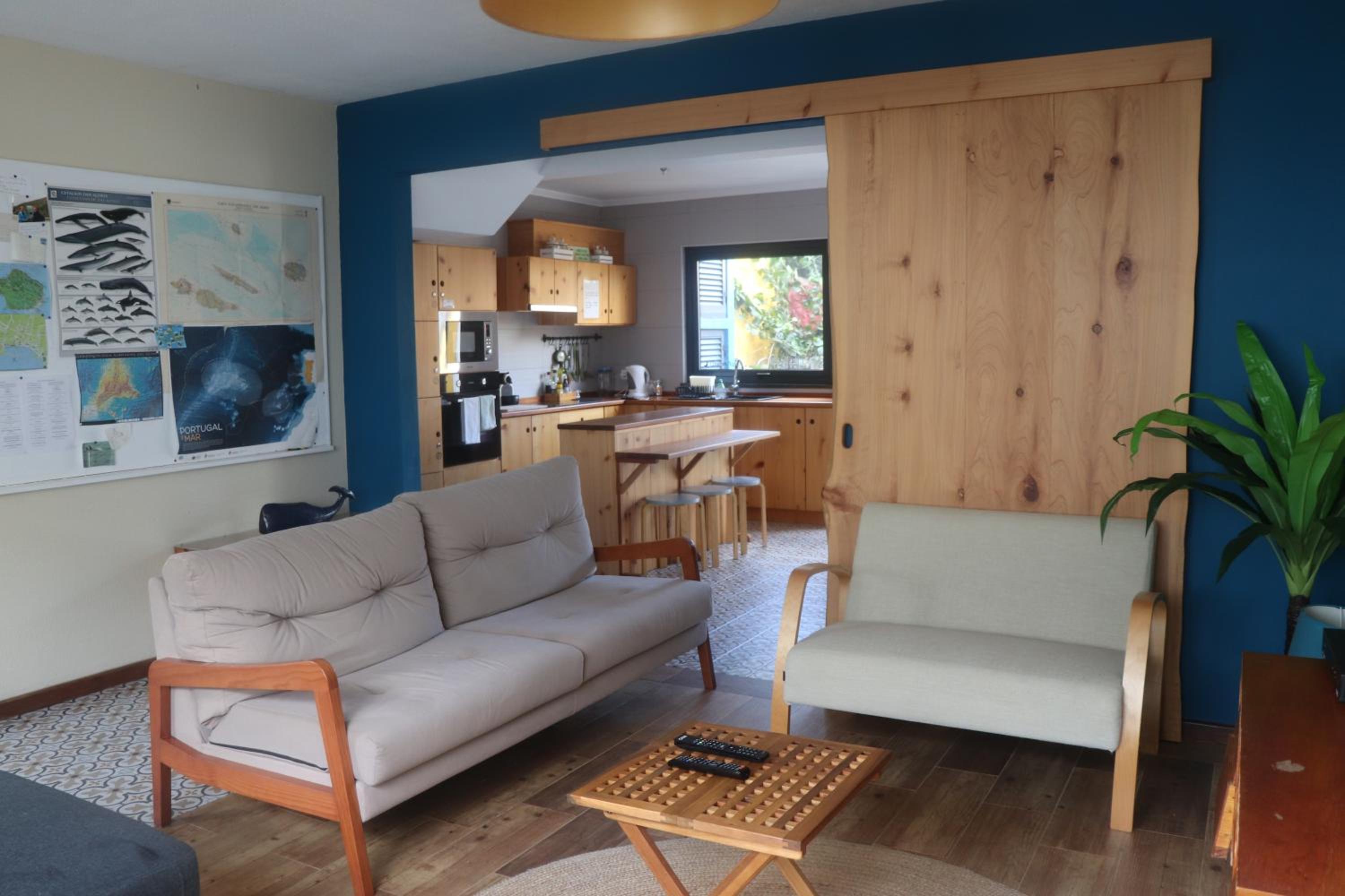 Family Room photo 3