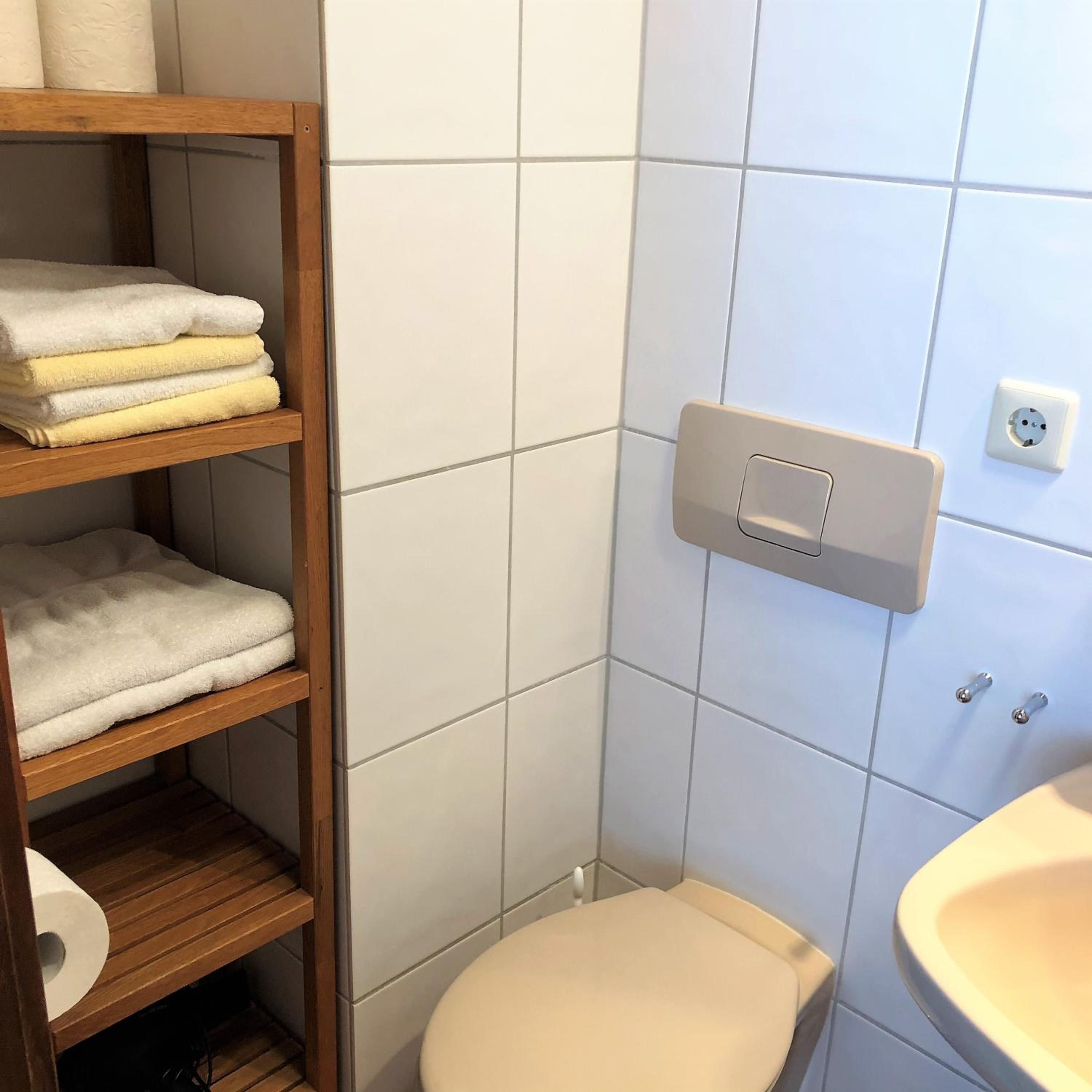  Apartment 5 photo 3