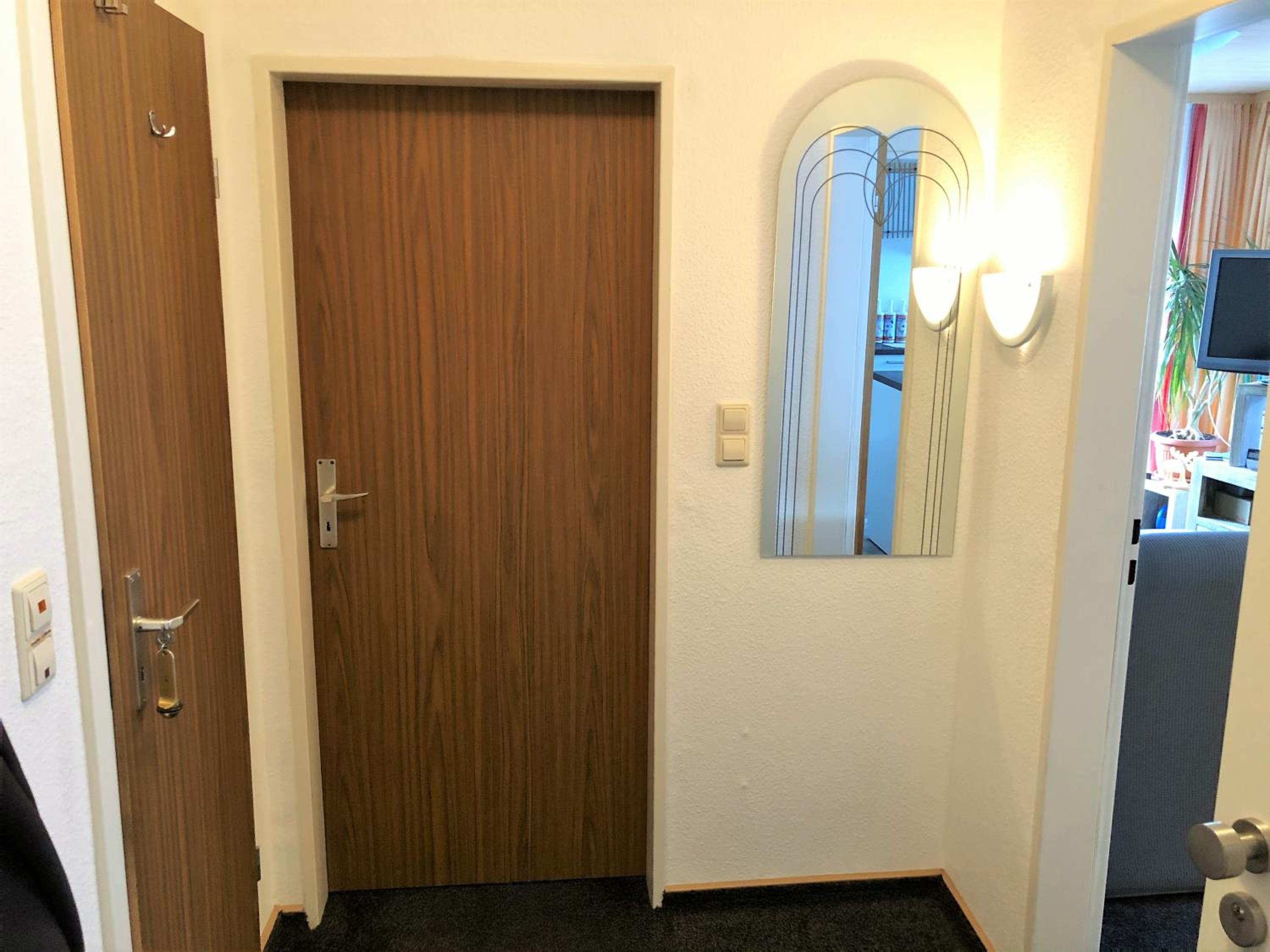 Apartment 4 with Balcony photo 3