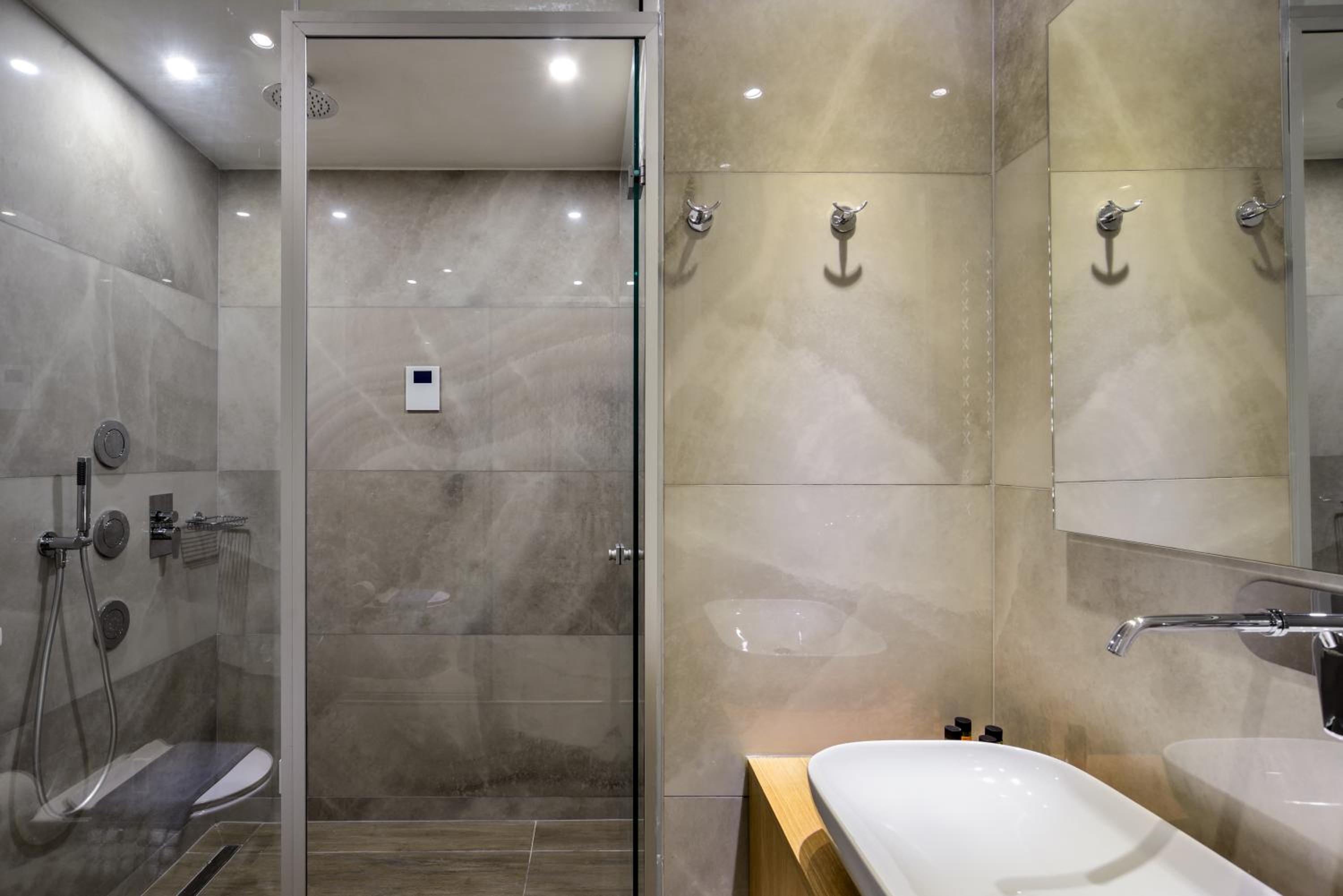 Superior Room With Balcony And Hammam - Photo 11