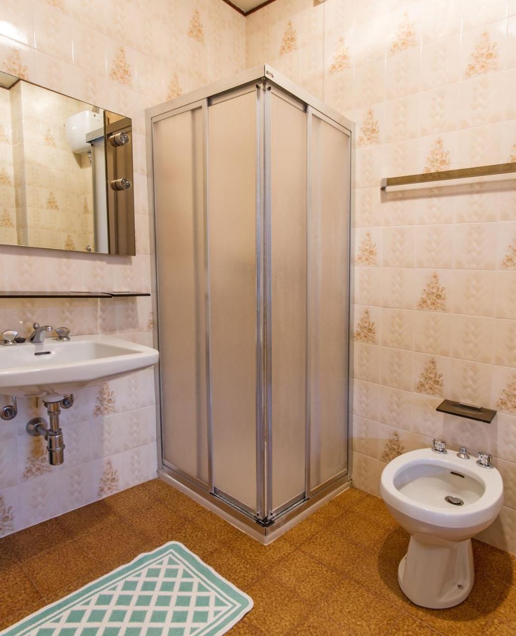 Large Double or Twin Room photo 3