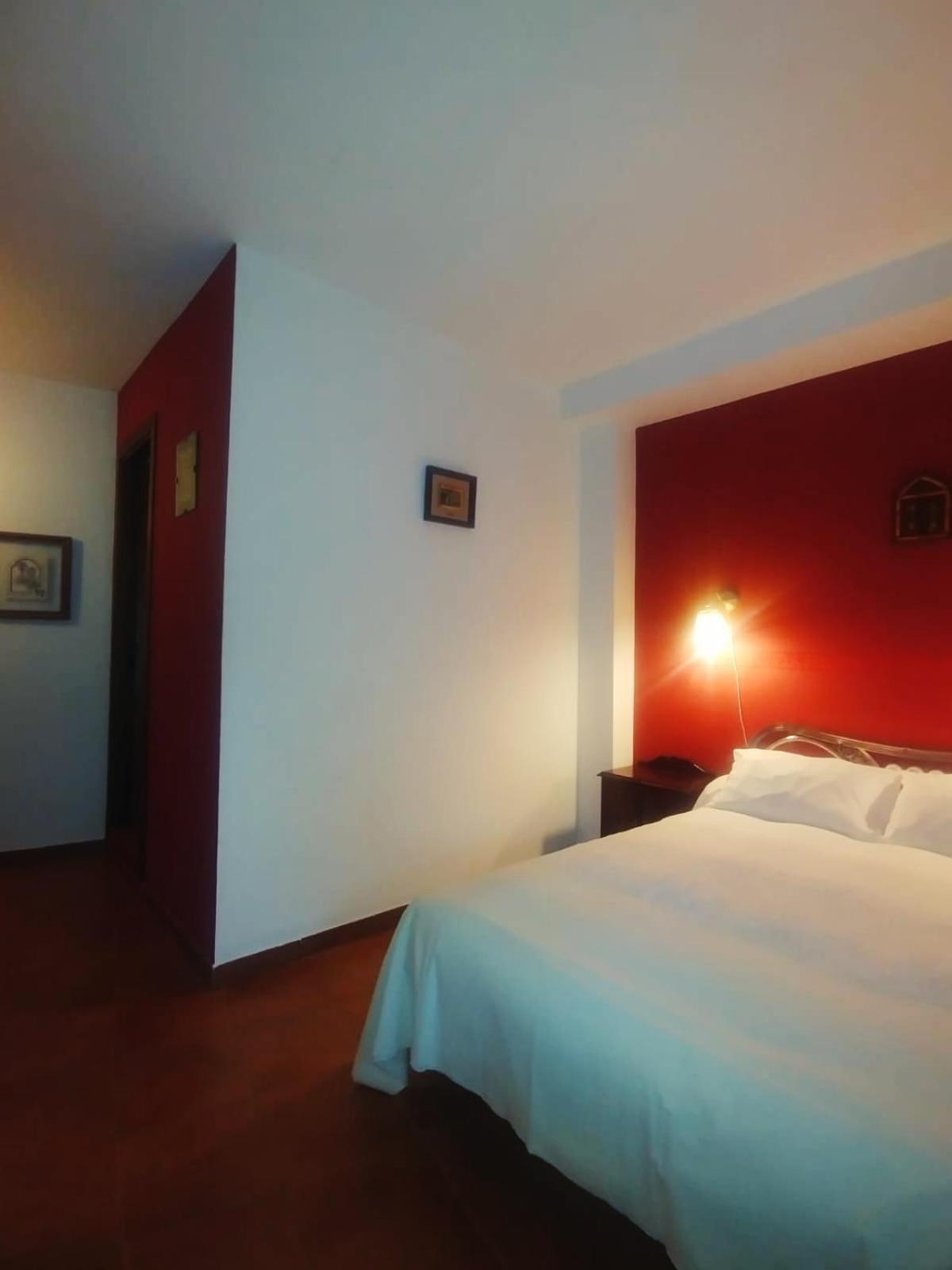 Large Double Room photo 2