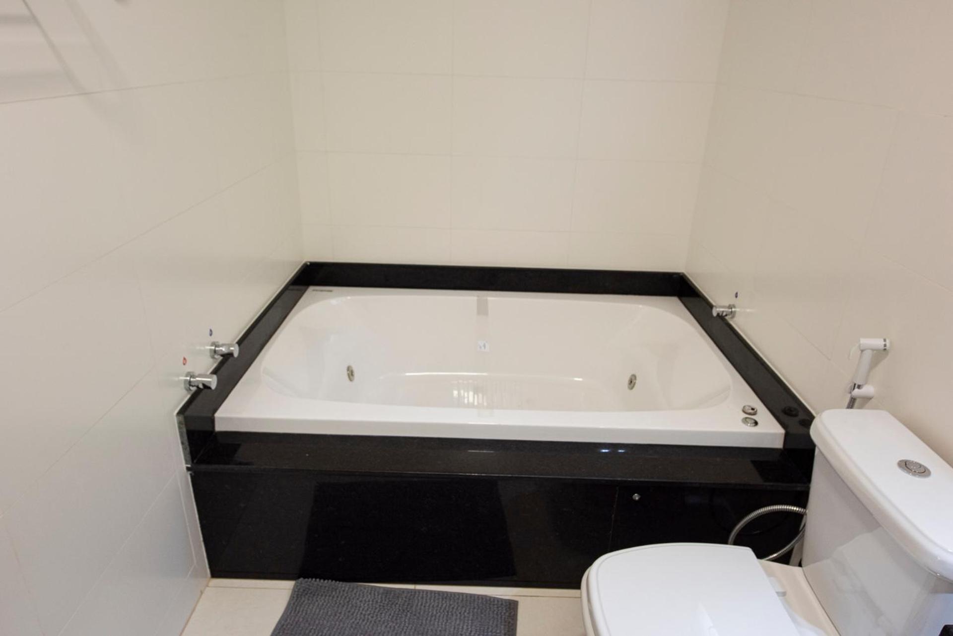 Deluxe Double Room with Bath photo 3