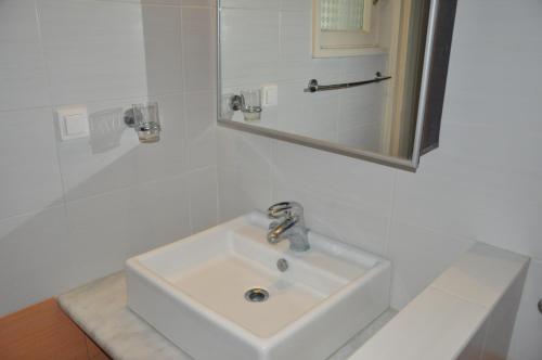 Studio (2 Adults) photo 1