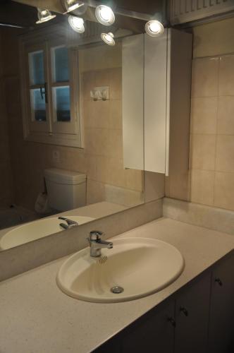 Apartment - Split Level photo 2