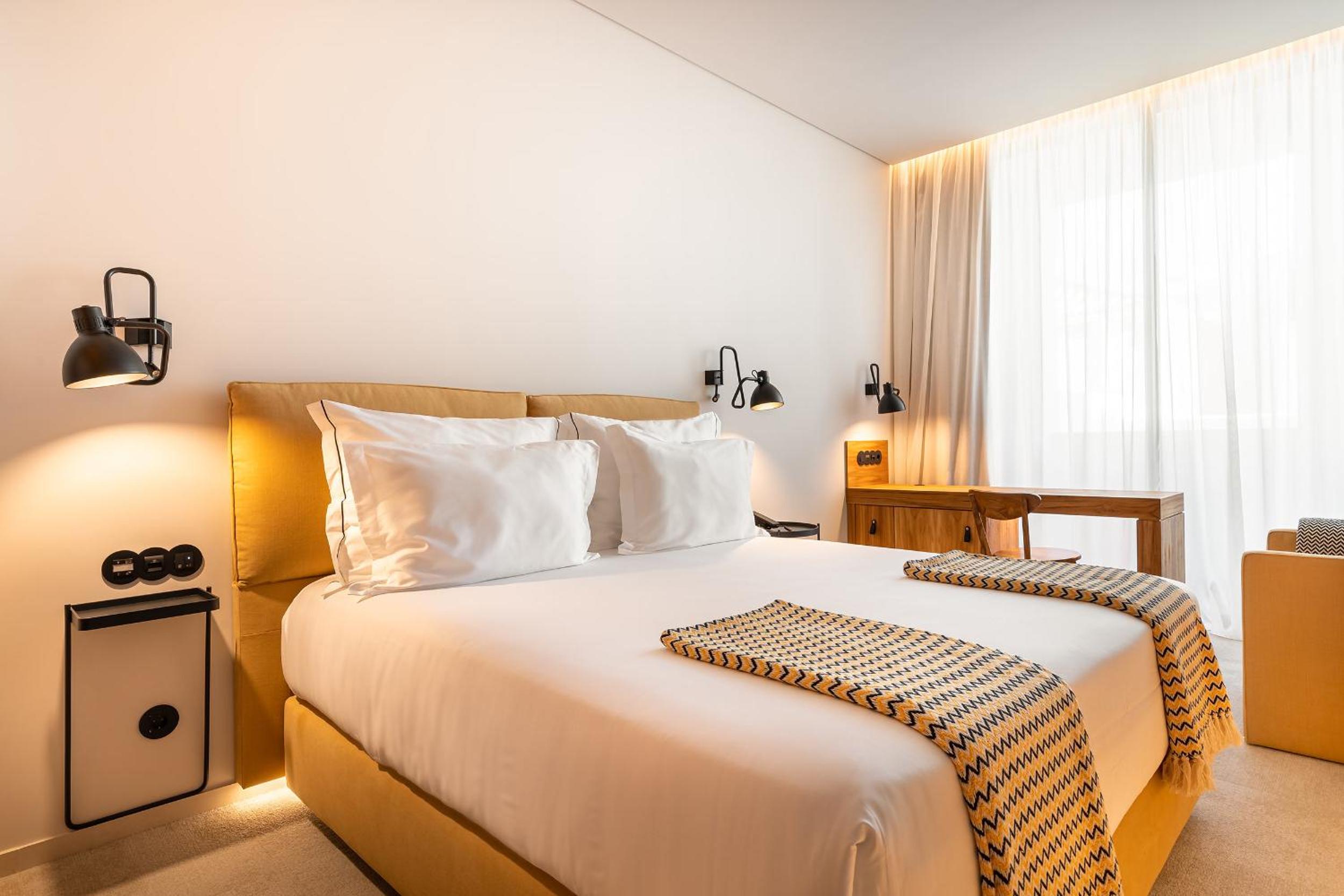 Standard Double or Twin Room - Photo 1