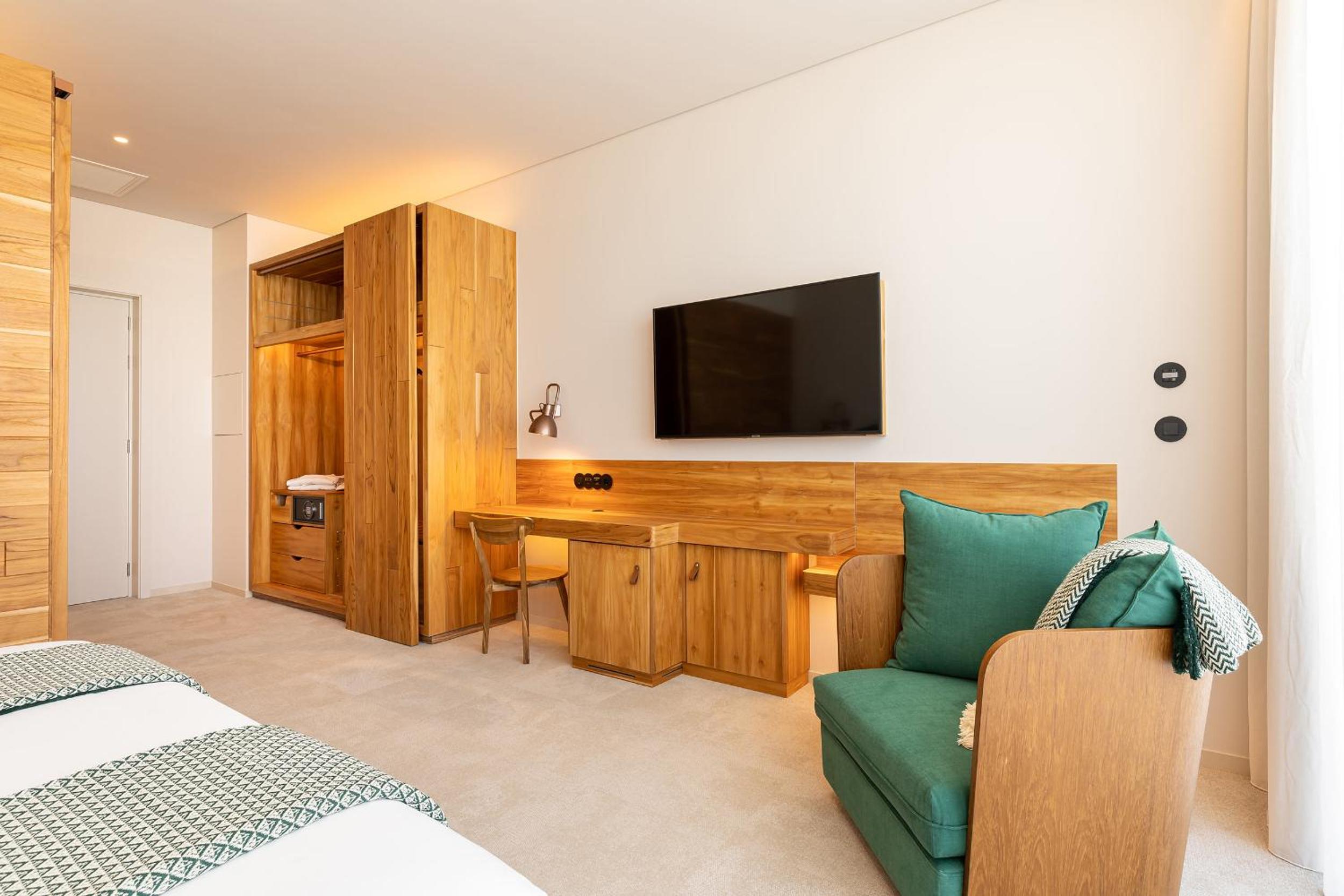 Superior Double or Twin Room - Photo 3