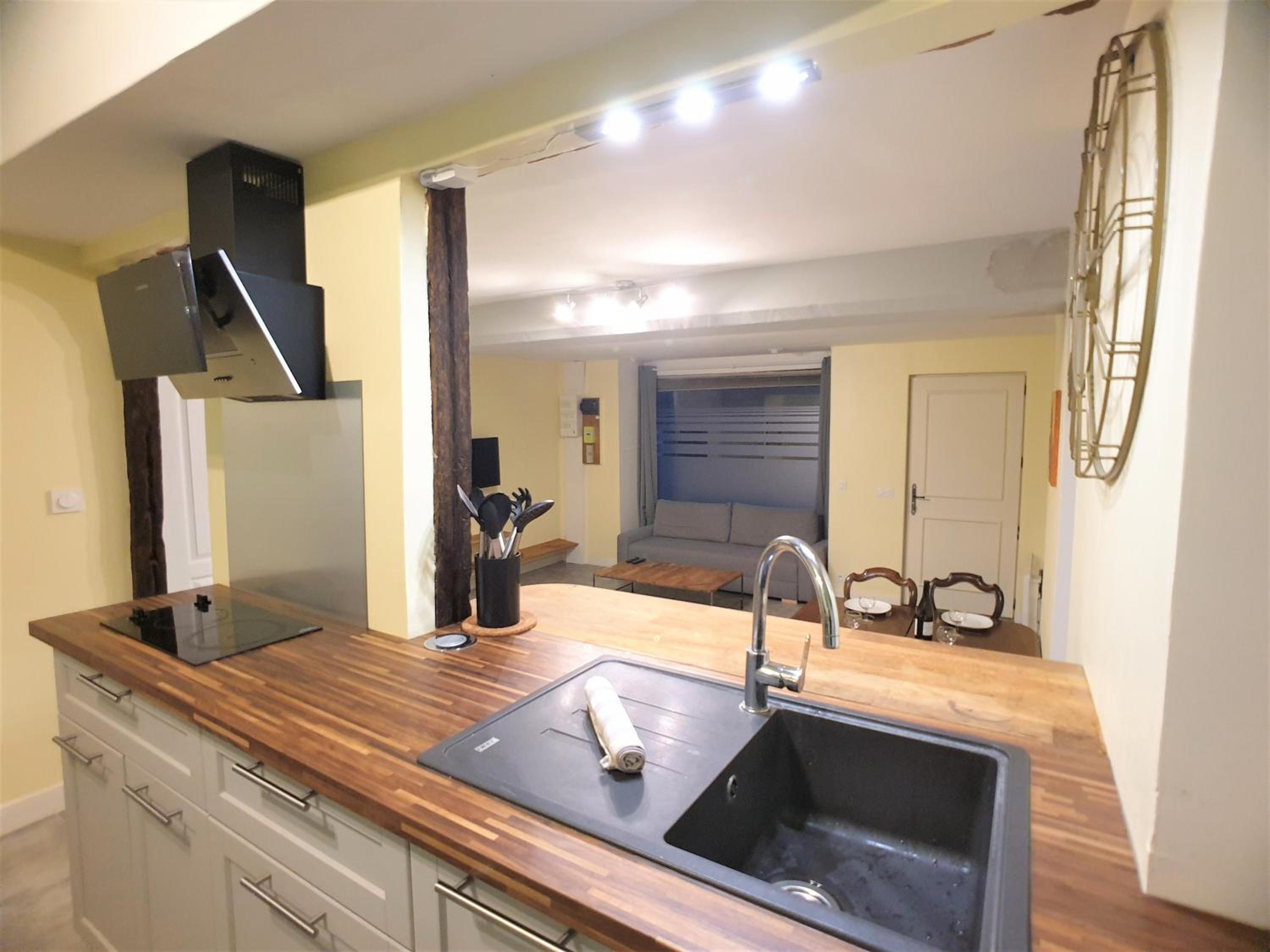 One-Bedroom Apartment - Photo 14